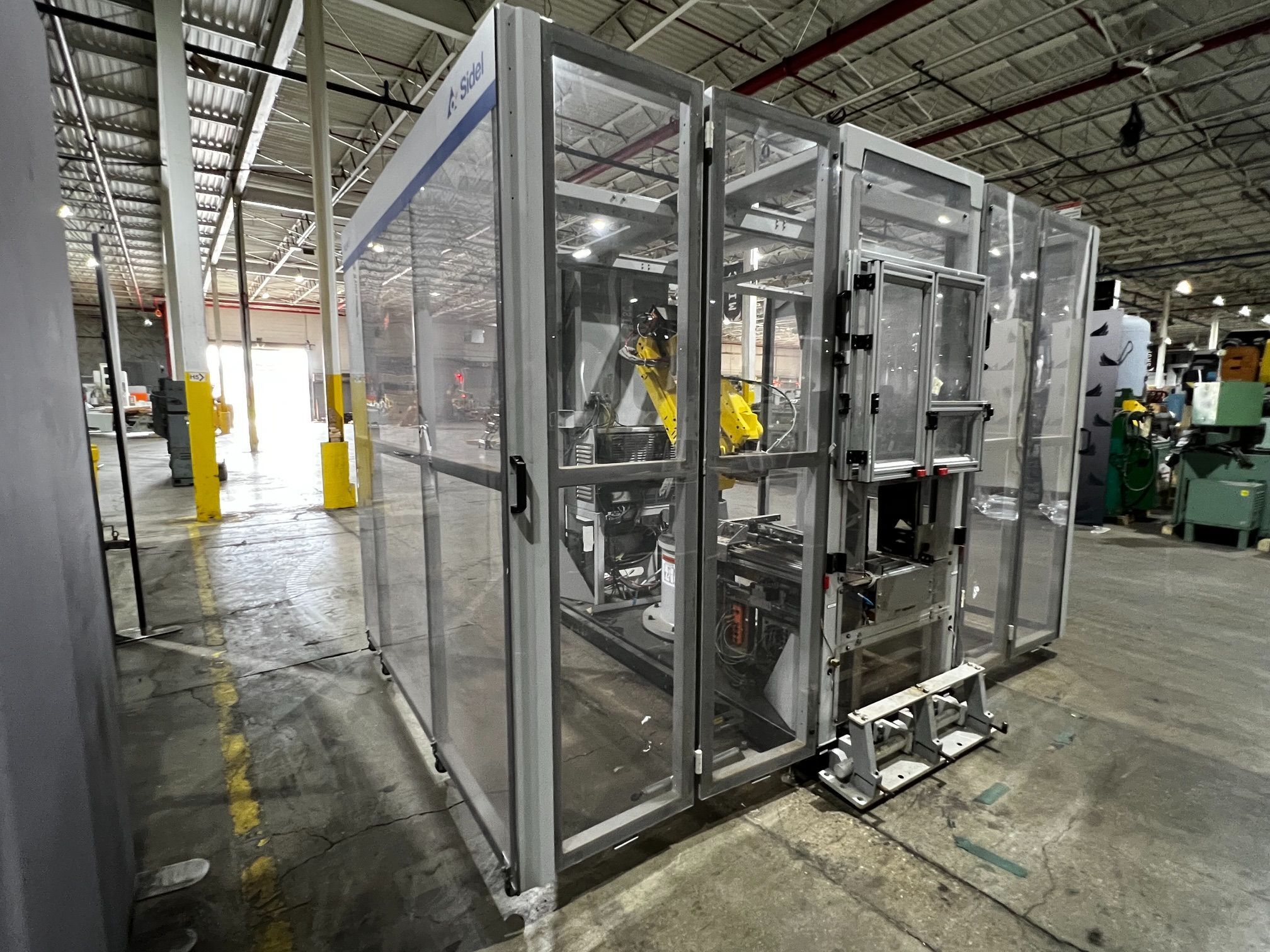 SIDEL PVLM35 Robotic Case Palletizer with FANUC M-20iA/35M Complete USED 7
