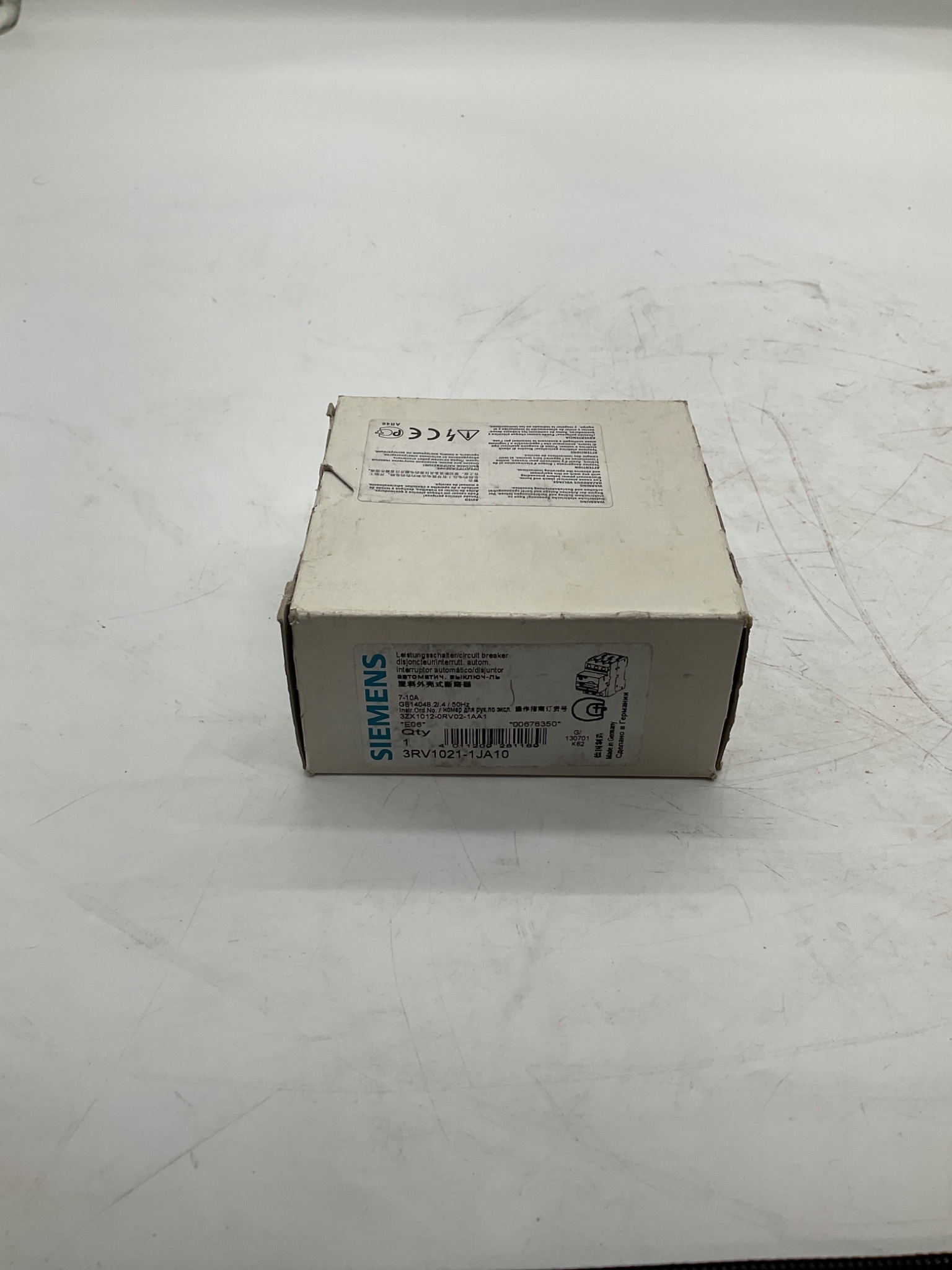 SIEMENS 3RV1021-1JA10 SIRIUS Motor Protection Circuit Breaker 7-10A NEW 0