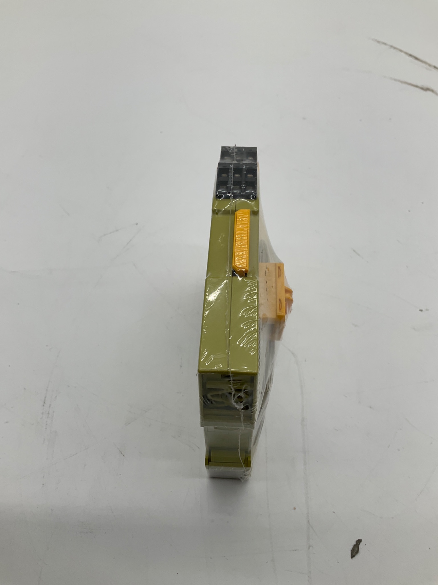 PILZ PNOZ S7C 751107 Safety Relay NEW 3