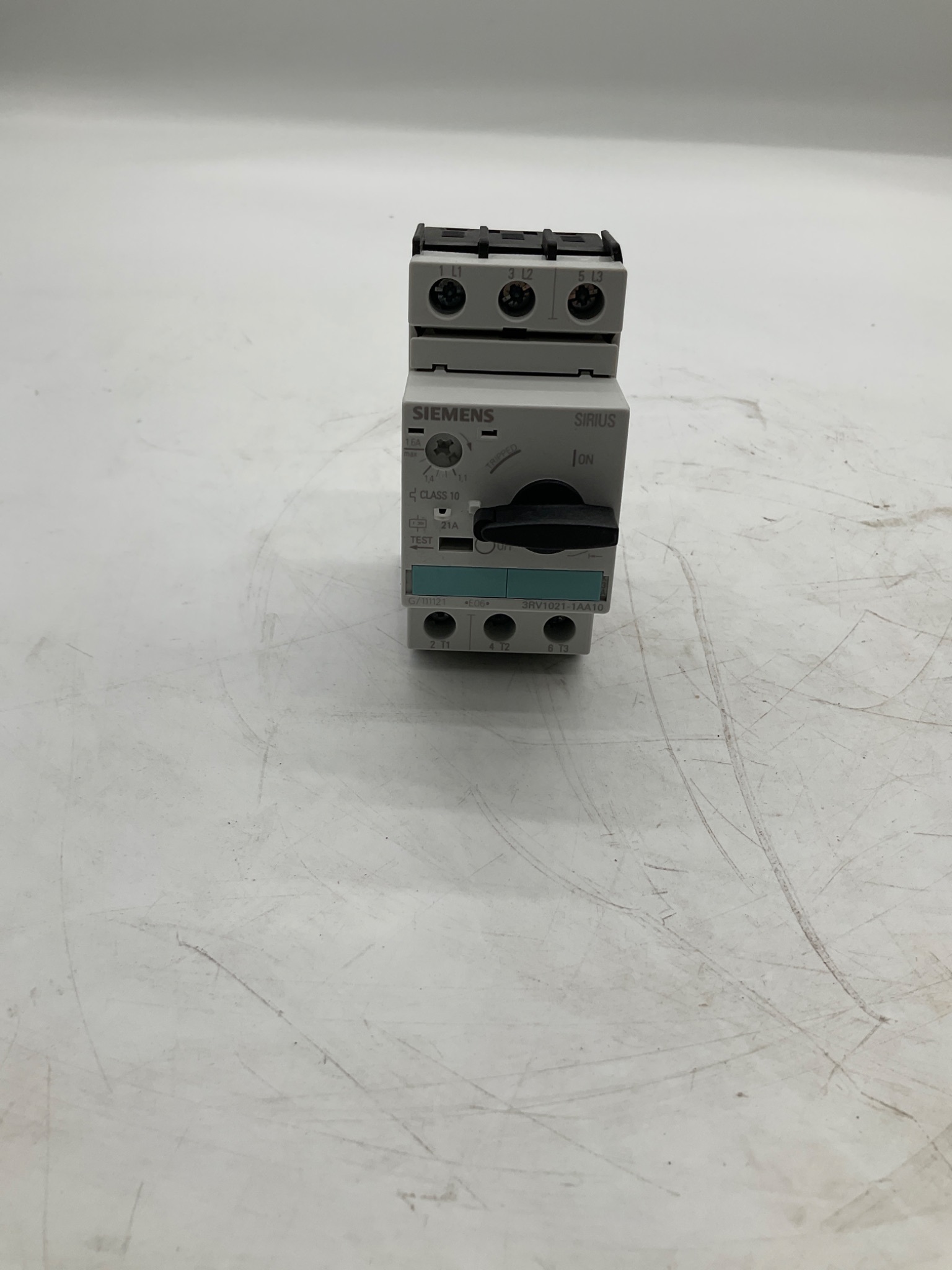 SIEMENS 3RV1021-1AA10 SIRIUS Motor Protection Circuit Breaker 1.1-1.6A NEW 2