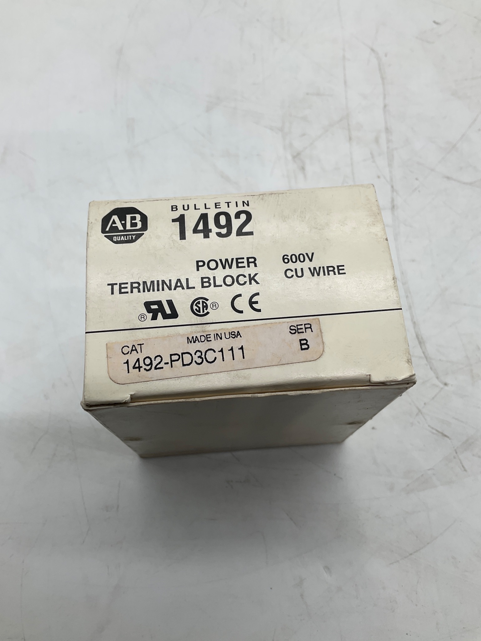 ALLEN-BRADLEY 1492-PD3C111 Power Distribution Block Series B NEW 1