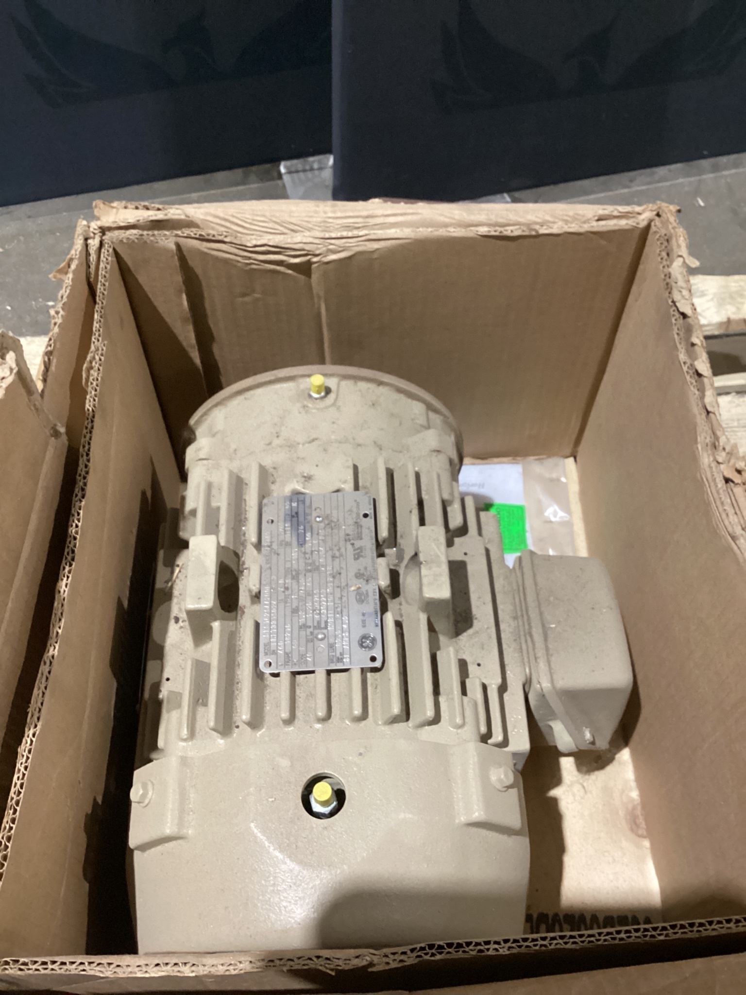 GENERAL ELECTRIC 5KS182SAA200D AC Motor 3HP 1760RPM 460V 3PH NEW 0