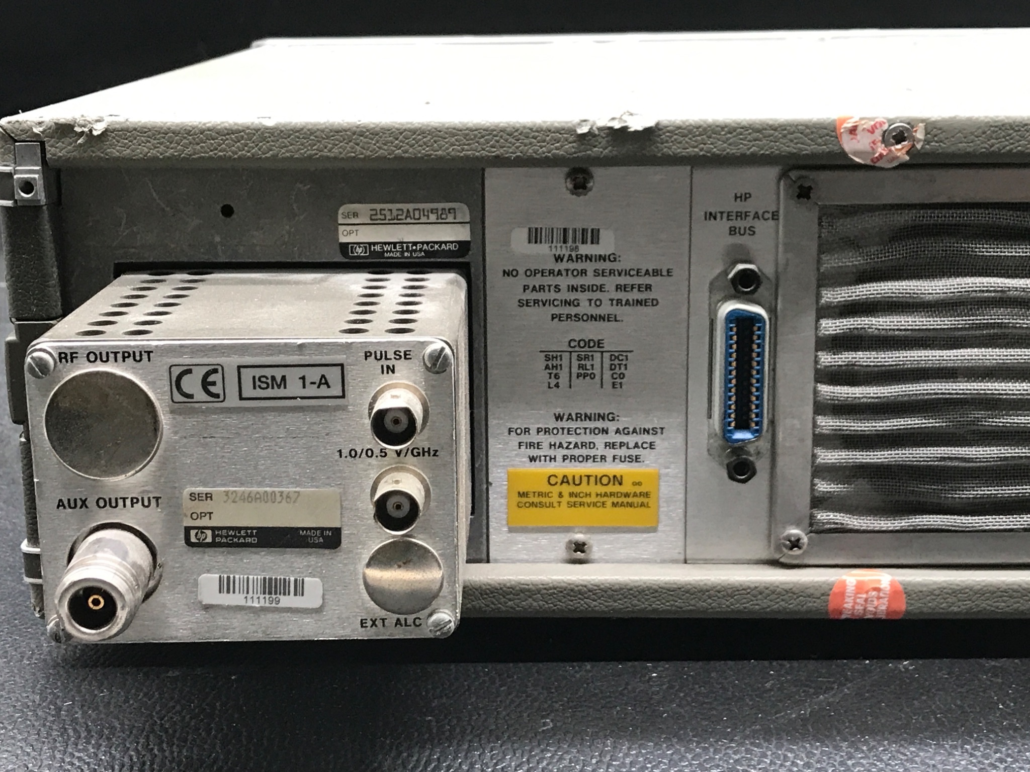 HEWLETT-PACKARD 8350B Sweep Oscillator w/ 83595C RF Plug-In 0.01-26.5GHz USED 4