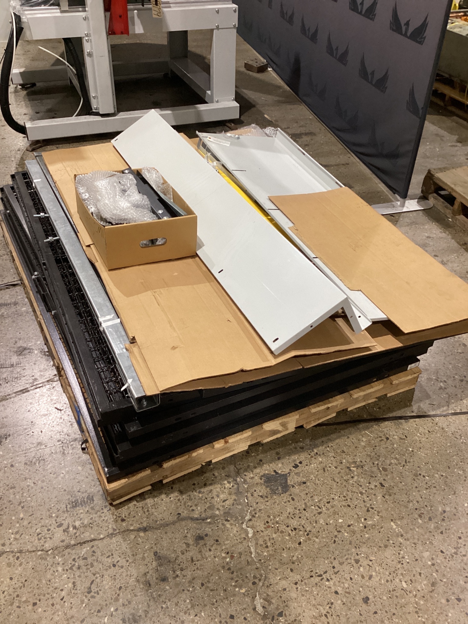 HAAS UMC/VMC Side Automatic Parts Loader 6