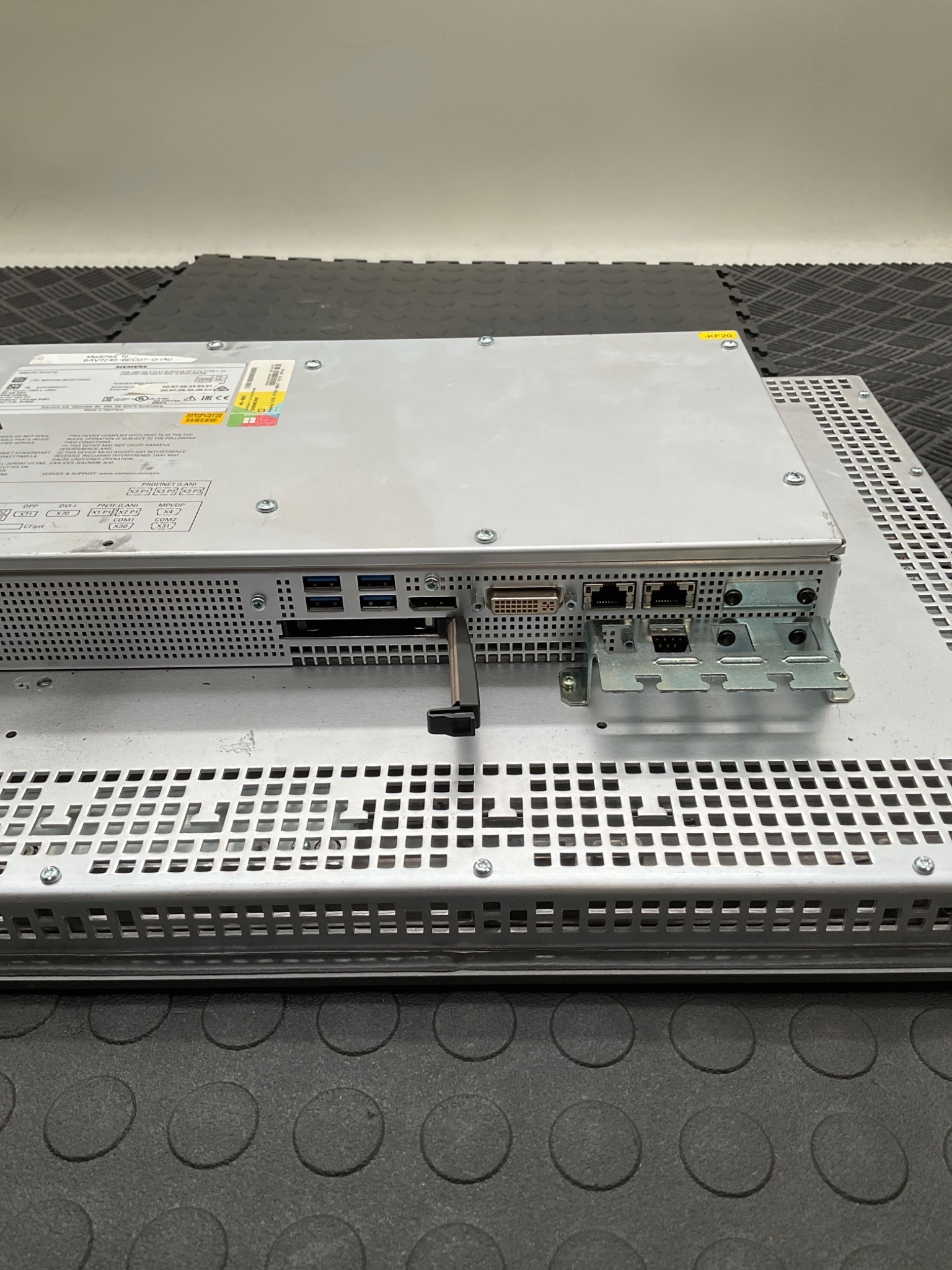 SIEMENS 6AV7240‑3EC07‑0HA0 SIMATIC IPC477D 22" Touch Panel USED 1