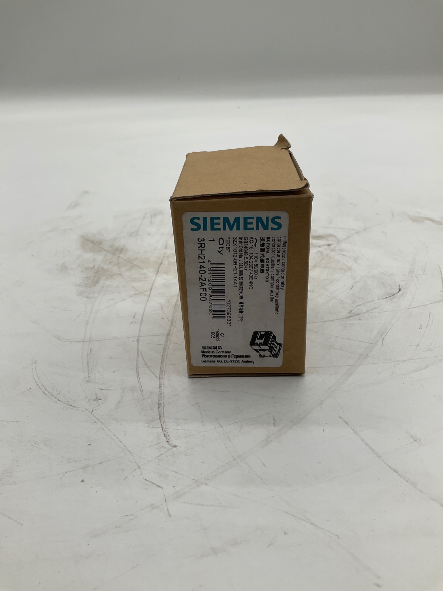 SIEMENS 3RH2140-2AF00 Contactor Relay NEW 2