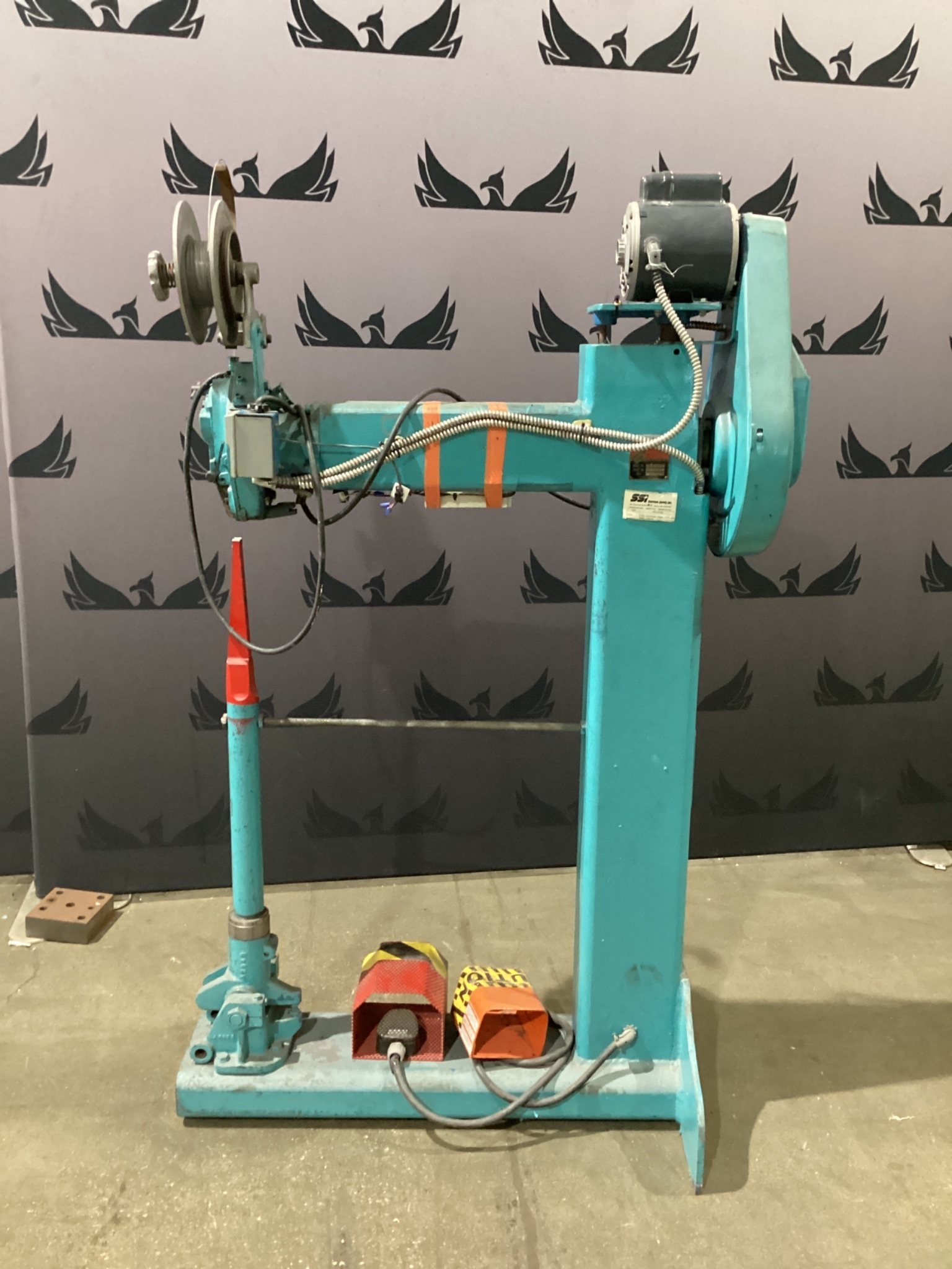 IDEAL STITCHER S-25-SAW Wire Stitching Machine USED 0