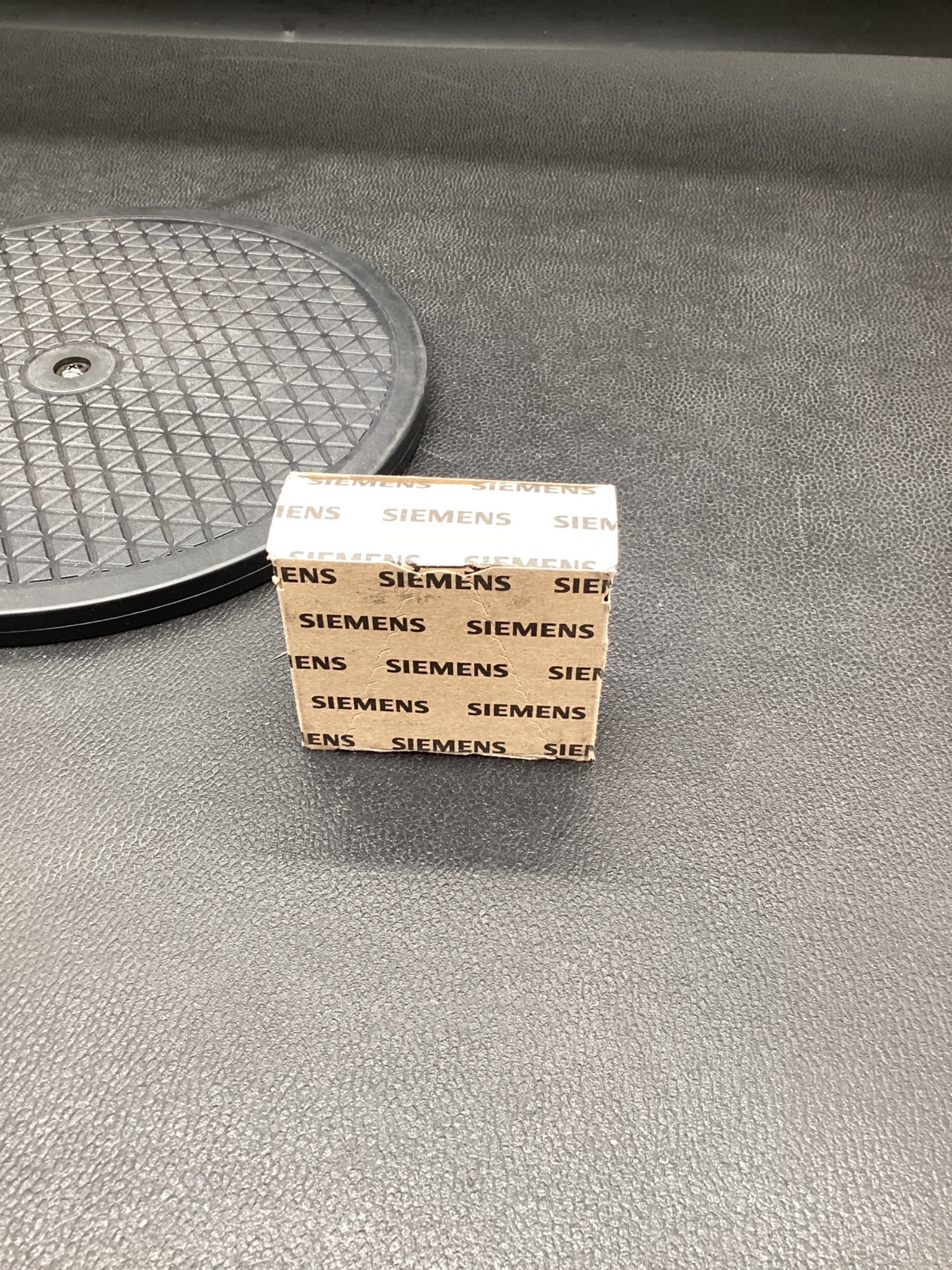 SIEMENS 5SY4520-8 20A 1P+N Miniature Circuit Breaker NEW 1