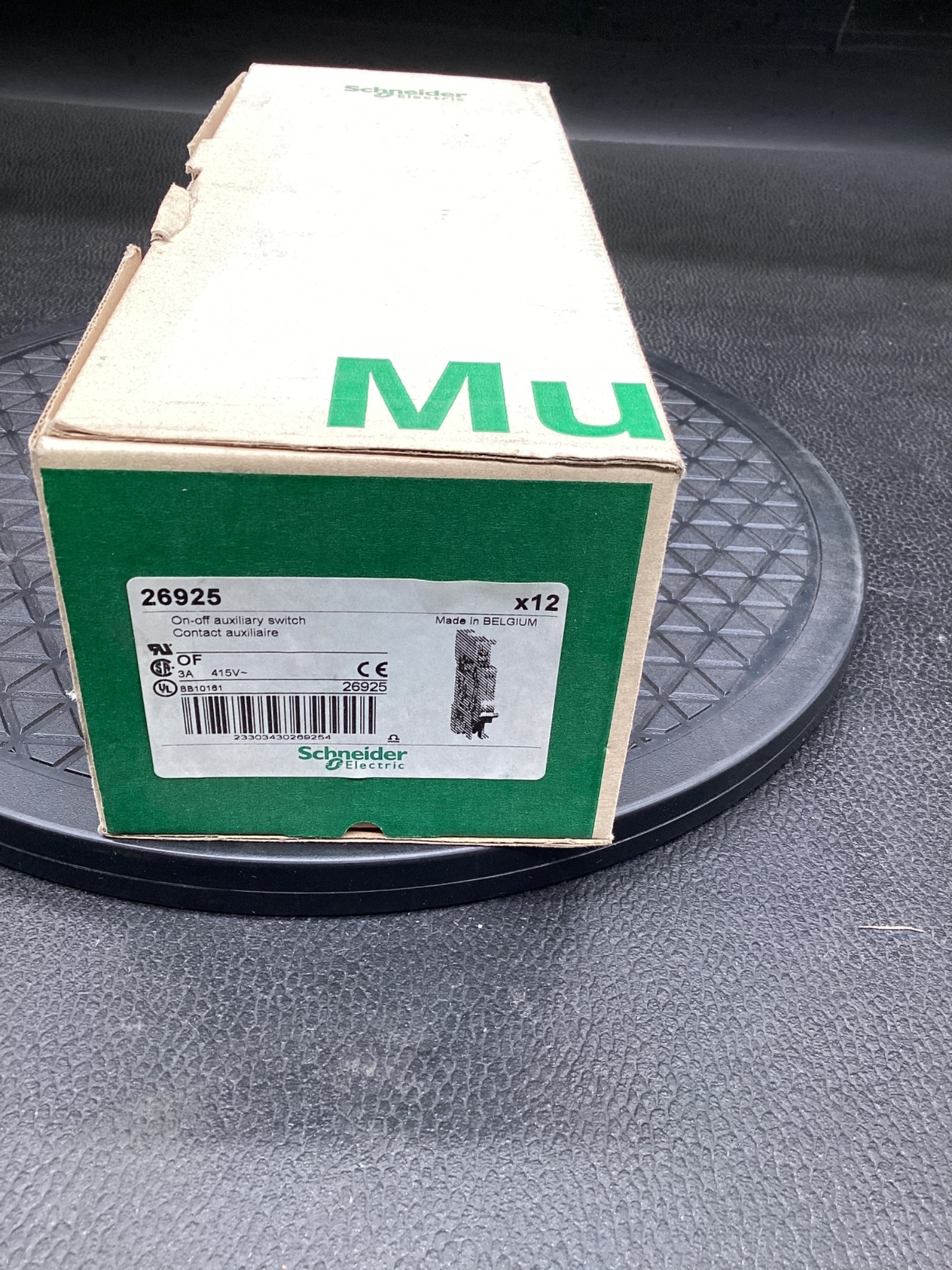 SCHNEIDER ELECTRIC 26925 On-Off Auxiliary Switch (LOT OF 12) NEW 2