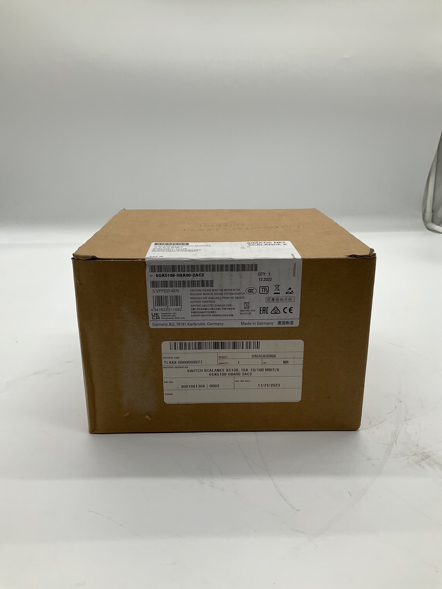 SIEMENS 6GK5108-0BA00-2AC2 SCALANCE XC108 Unmanaged Ethernet Switch NEW 0