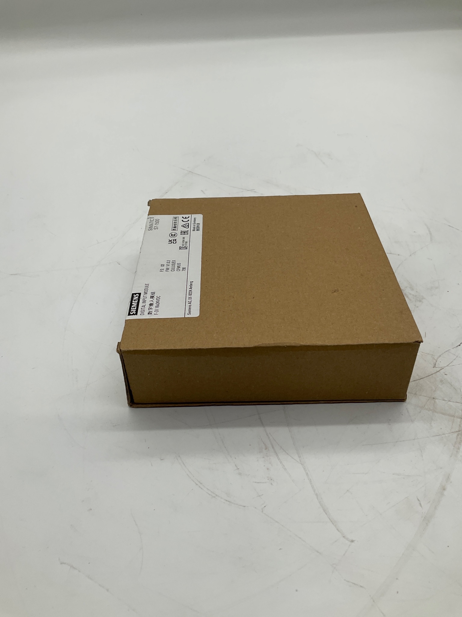 SIEMENS 6ES7526-1BH00-0AB0 SIMATIC S7-1500 F-DI 16x24VDC Digital Input Module NEW 3