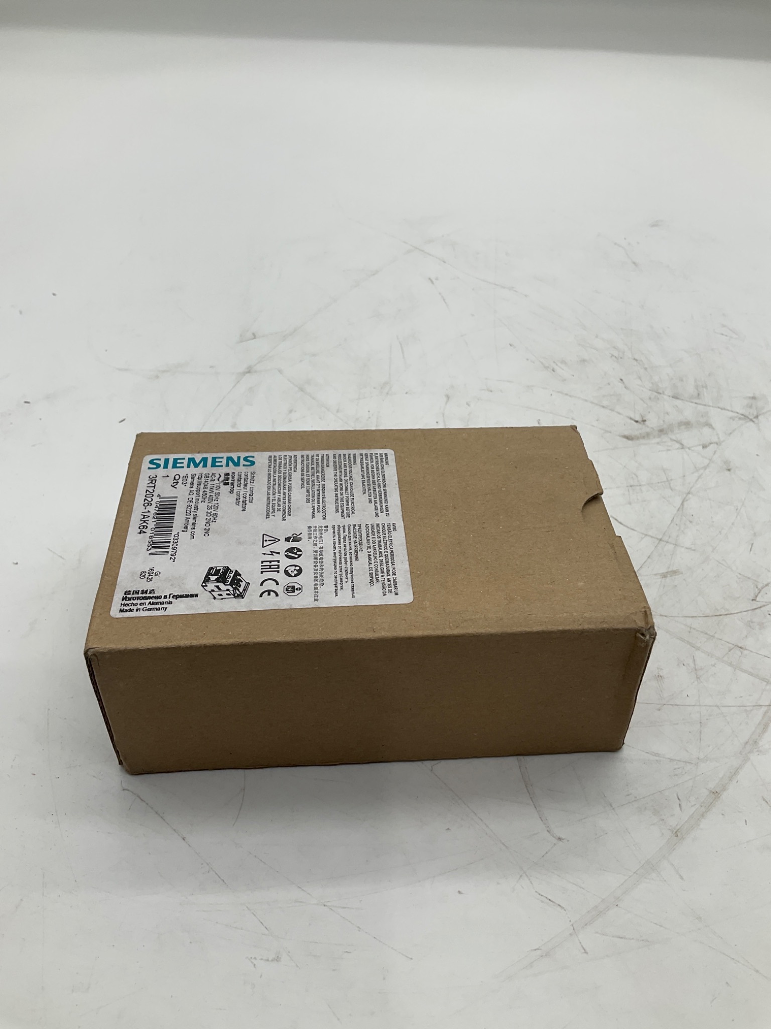 SIEMENS 3RT2026-1AK64 SIRIUS Contactor NEW 1