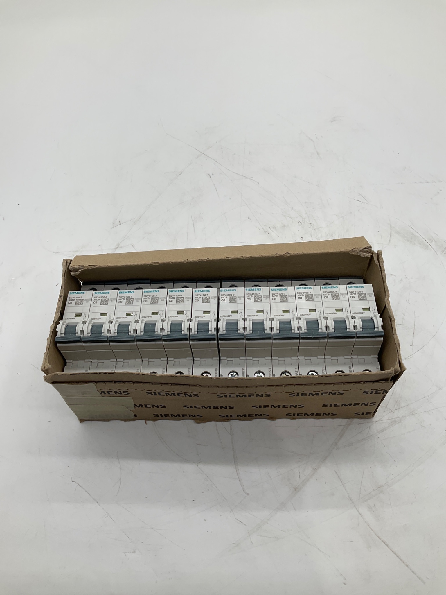 SIEMENS 5SY4106-7 Miniature Circuit Breaker C6 1-Pole (Lot of 12) NEW 2