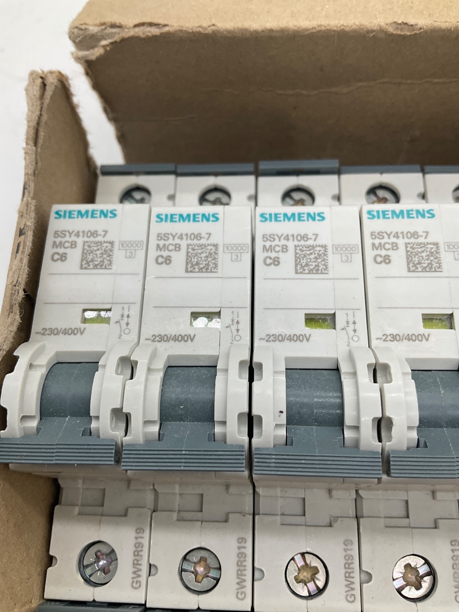 SIEMENS 5SY4106-7 Miniature Circuit Breaker C6 1-Pole (Lot of 12) NEW 3