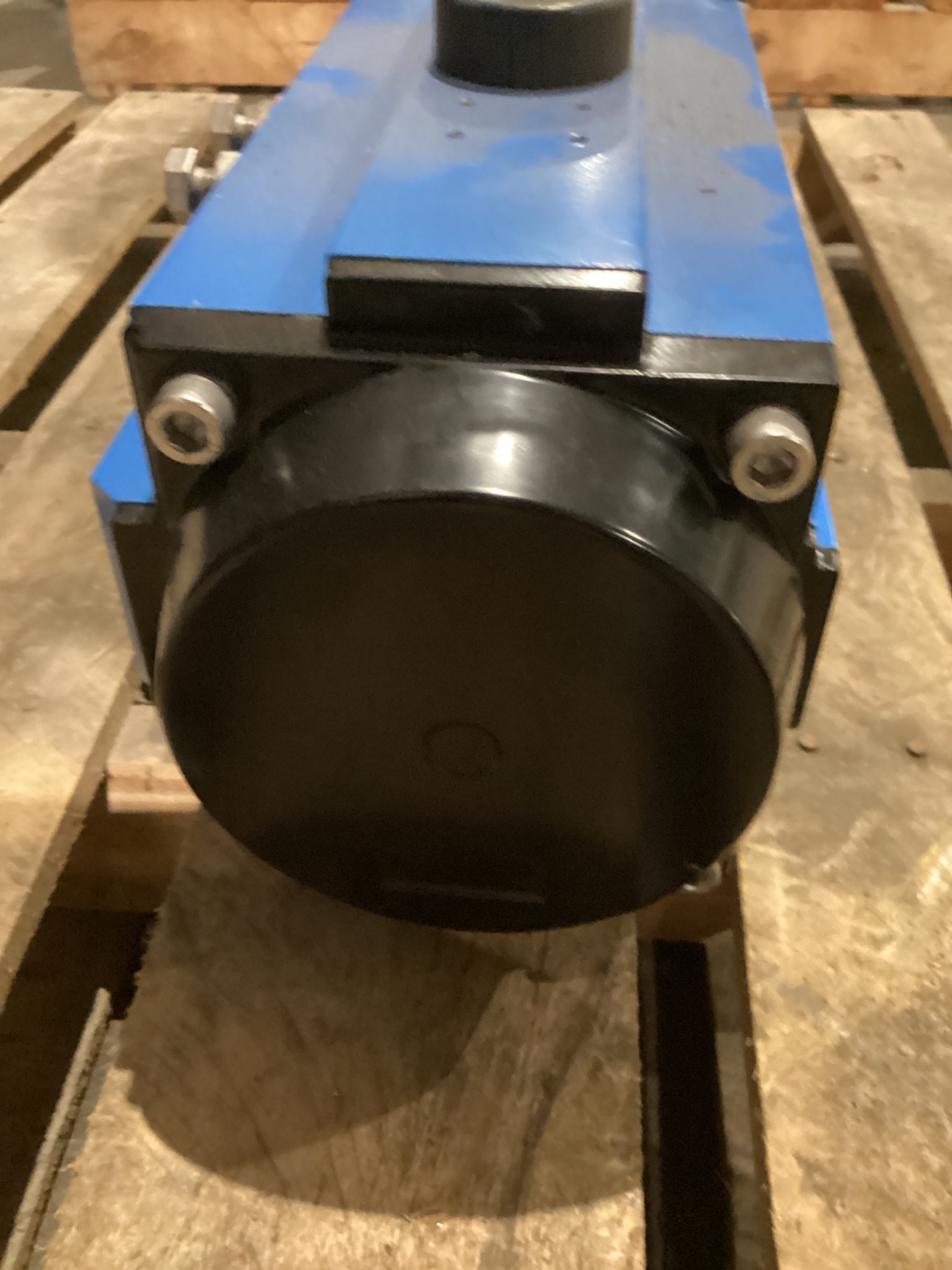 ROTEX ECV2-135SR Pneumatic Rotary Actuator NEW 2