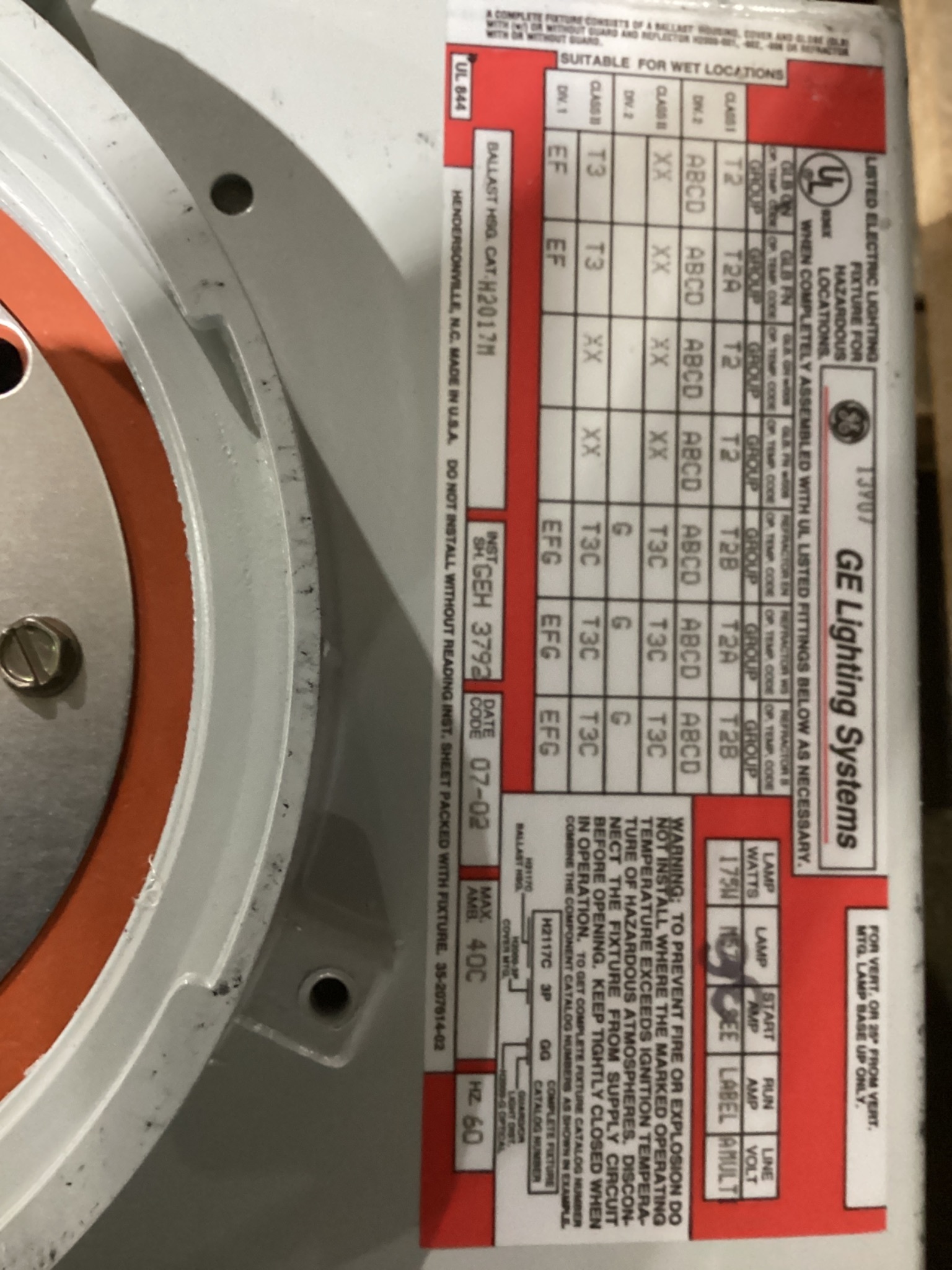 GE LIGHTING H2017M Hazardous Location Ballast Housing NEW 2