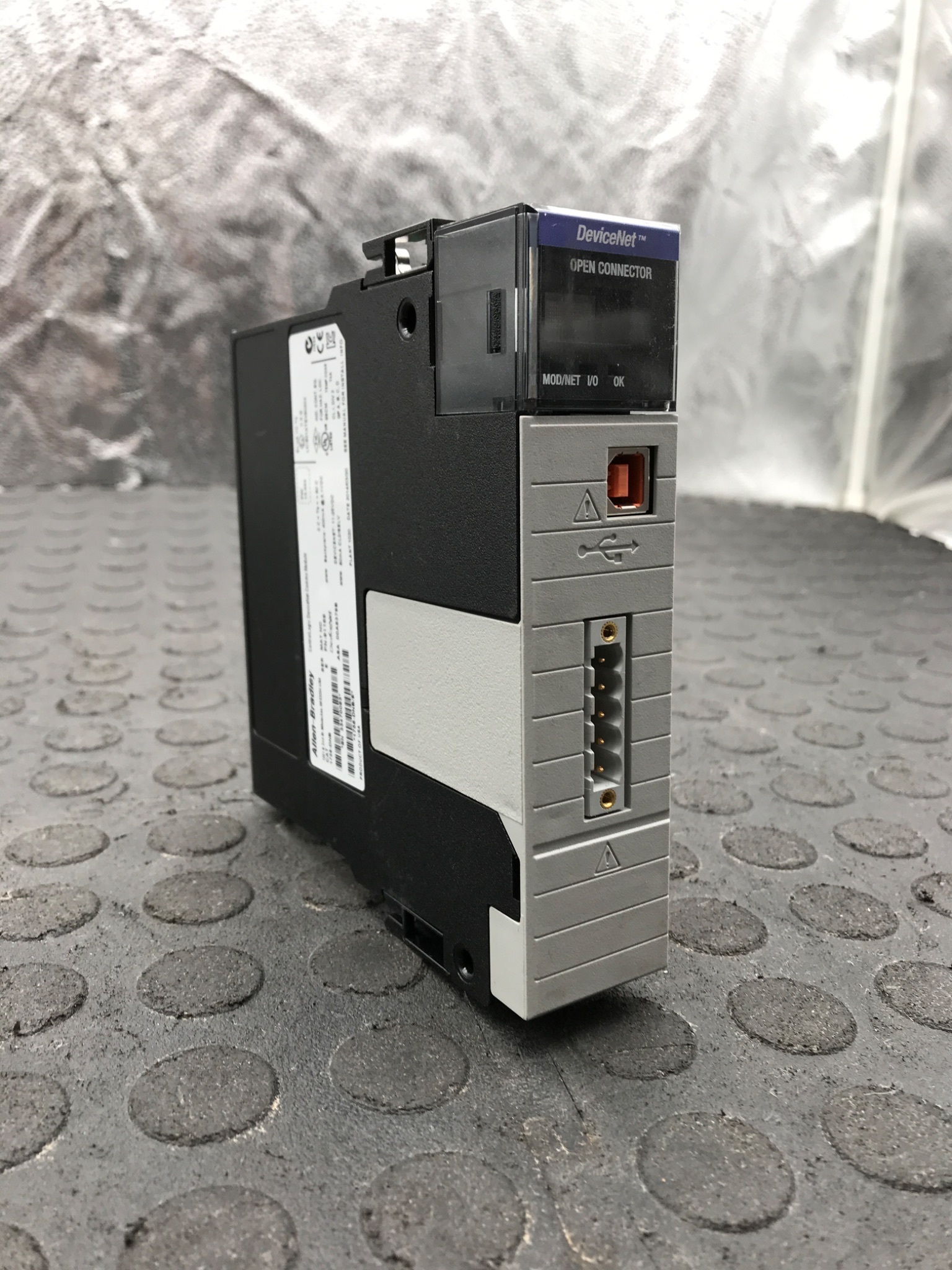 ALLEN BRADLEY 1756‑DNB/E ControlLogix DeviceNet Scanner Module USED 0