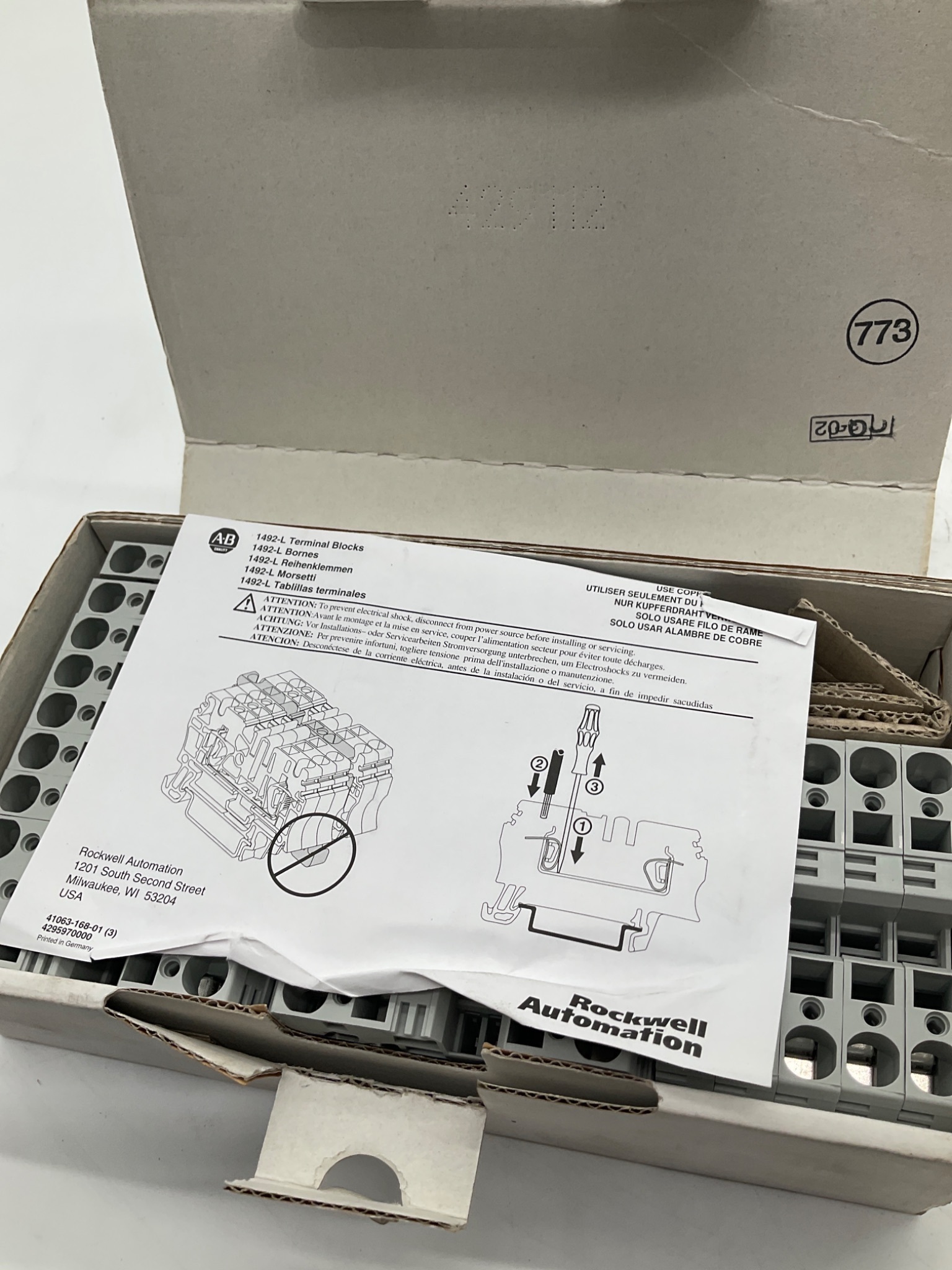 ALLEN BRADLEY 1492-L10 Feed-Through Terminal Block (25-Pack) NEW 0