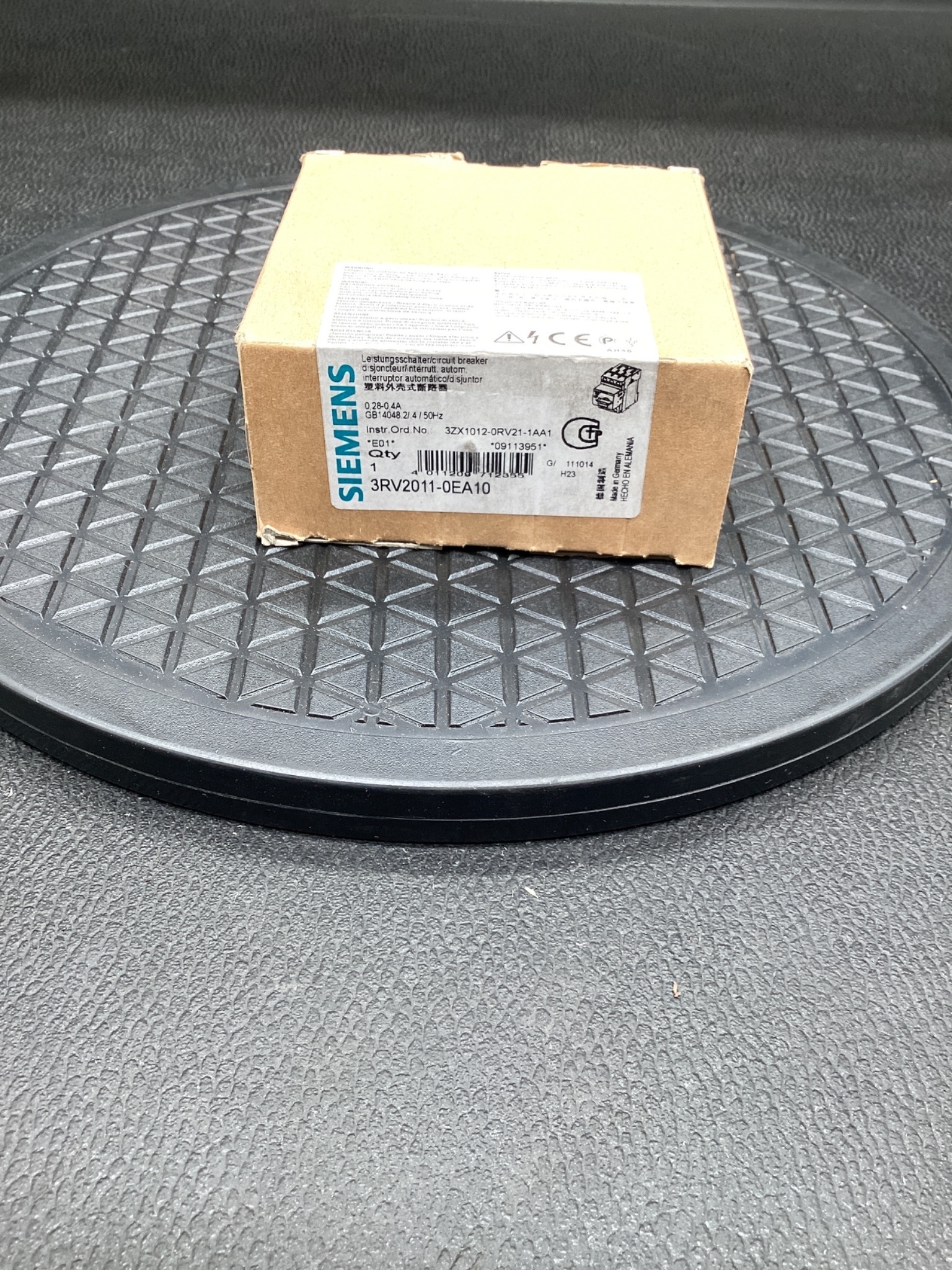 SIEMENS 3RV2011-0EA10 SIRIUS Motor Protection Circuit Breaker NEW 0