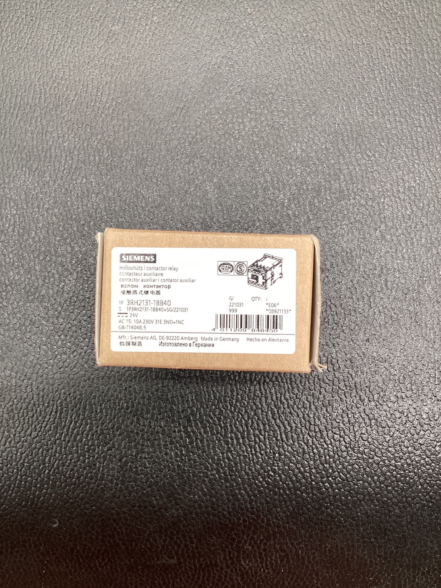 SIEMENS 3RH2131-1BB40 Contactor Relay NEW 4