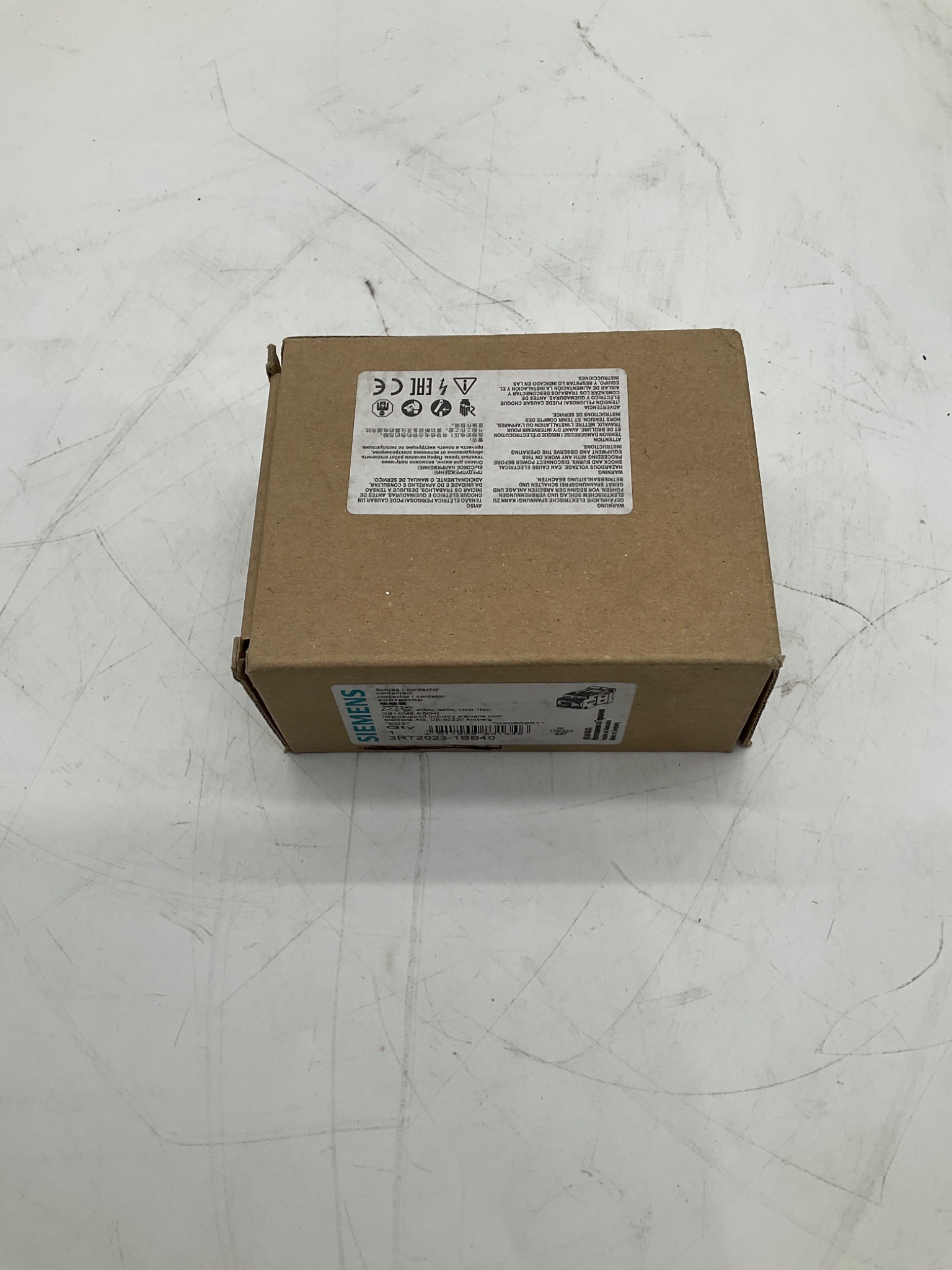 SIEMENS 3RT2023-1BB40 SIRIUS Contactor NEW 0