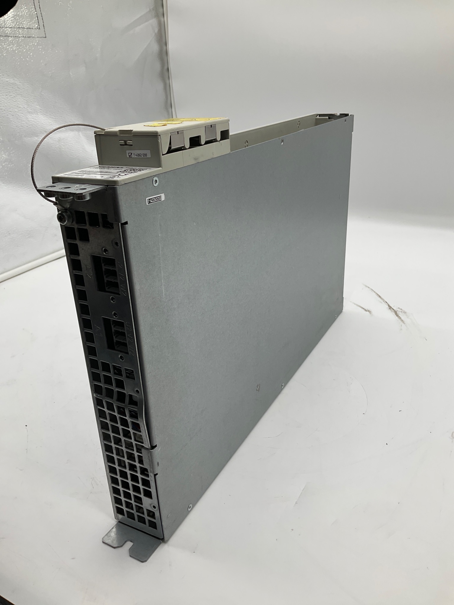 SIEMENS 6SN1123-1AB00-0BA1 SIMODRIVE LT Module INT. 2x25A USED 3
