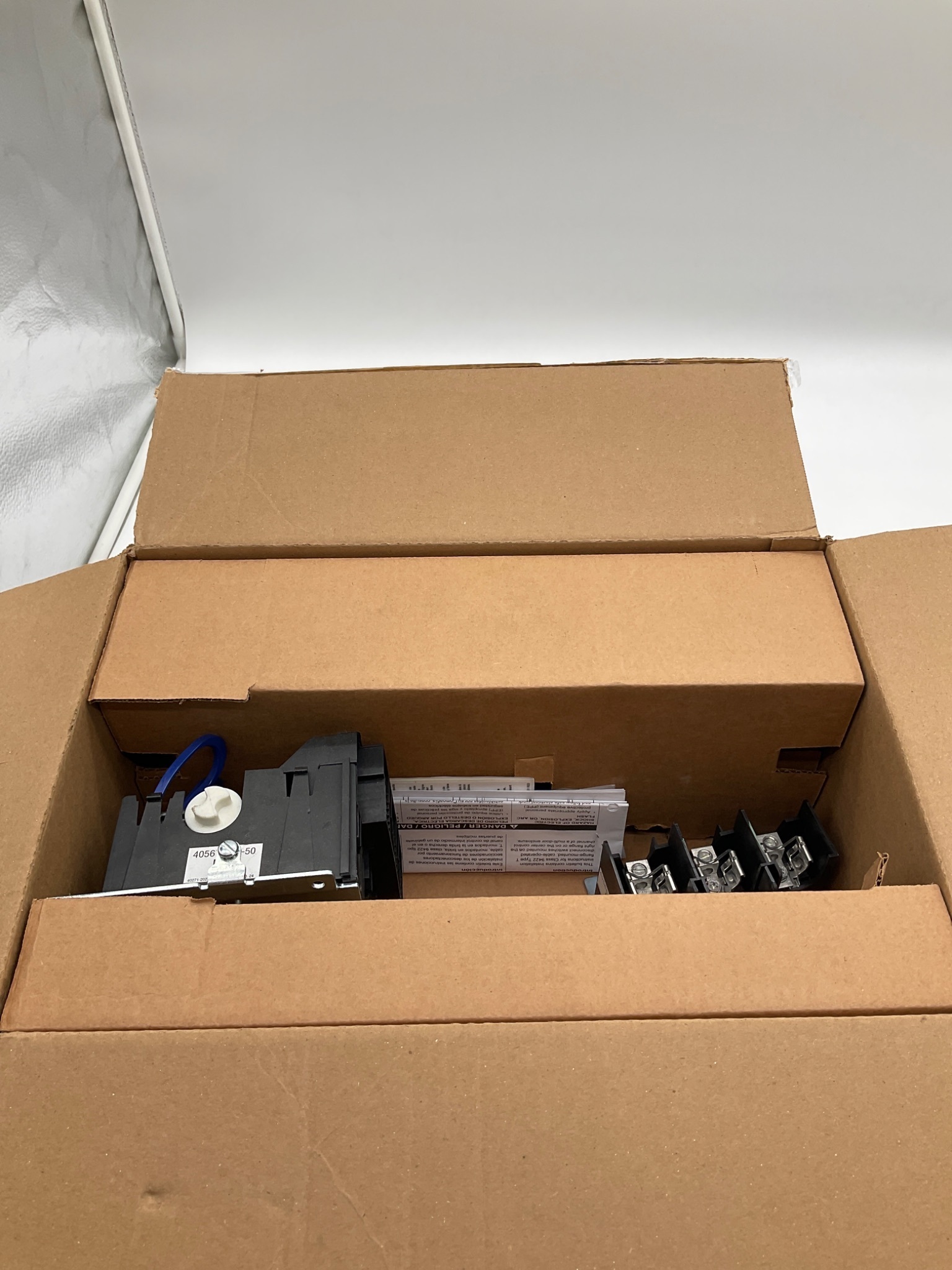 SQUARE D 9422TCF33C Type T Flange Mounted Disconnect Switch NEW 2