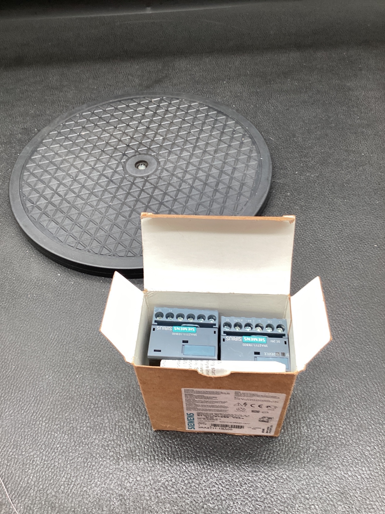 SIEMENS 3RA2711-1BA00 SIRIUS IO-Link Function Module NEW 4