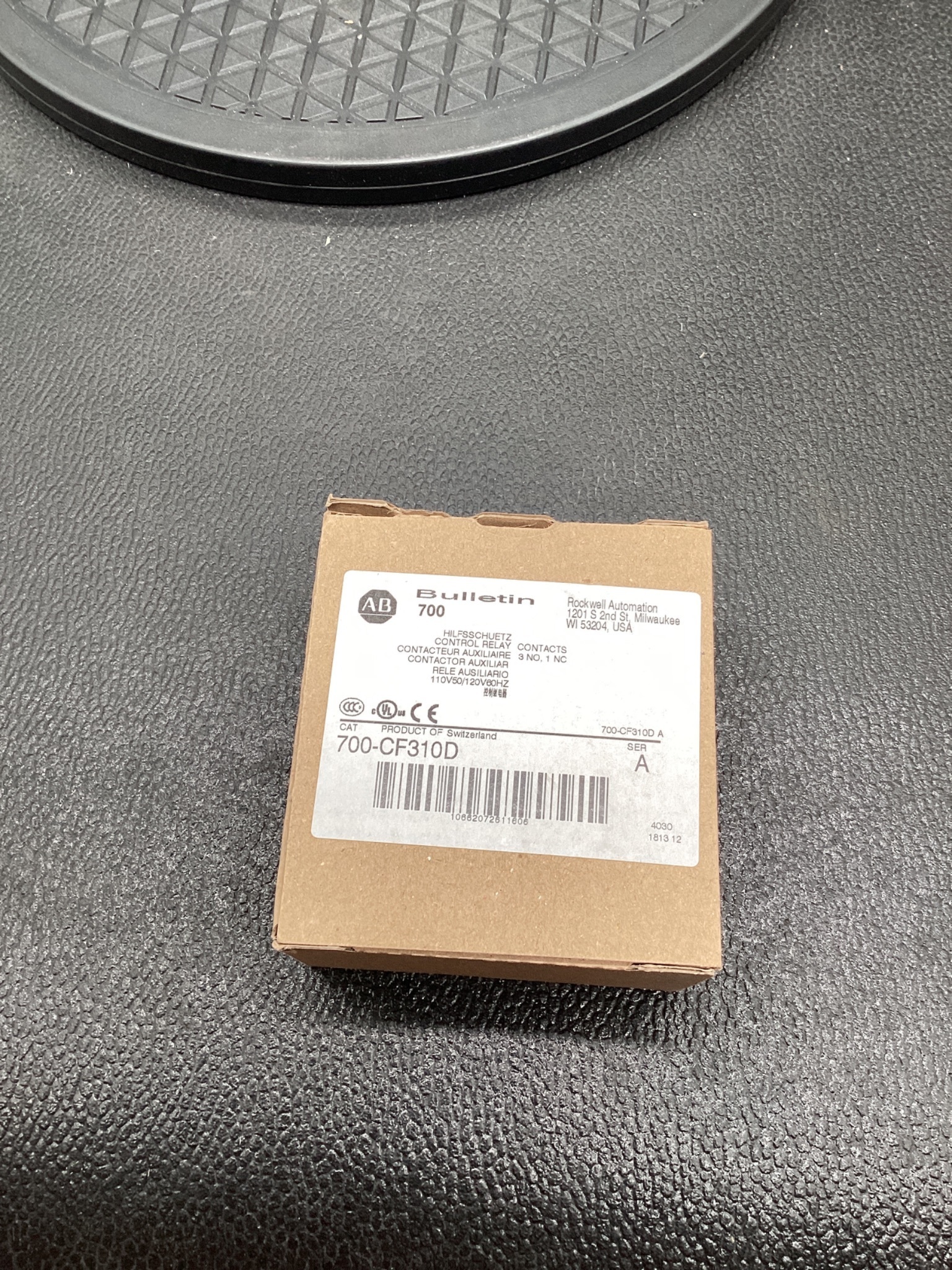 ALLEN-BRADLEY 700-CF310D Control Relay NEW 2