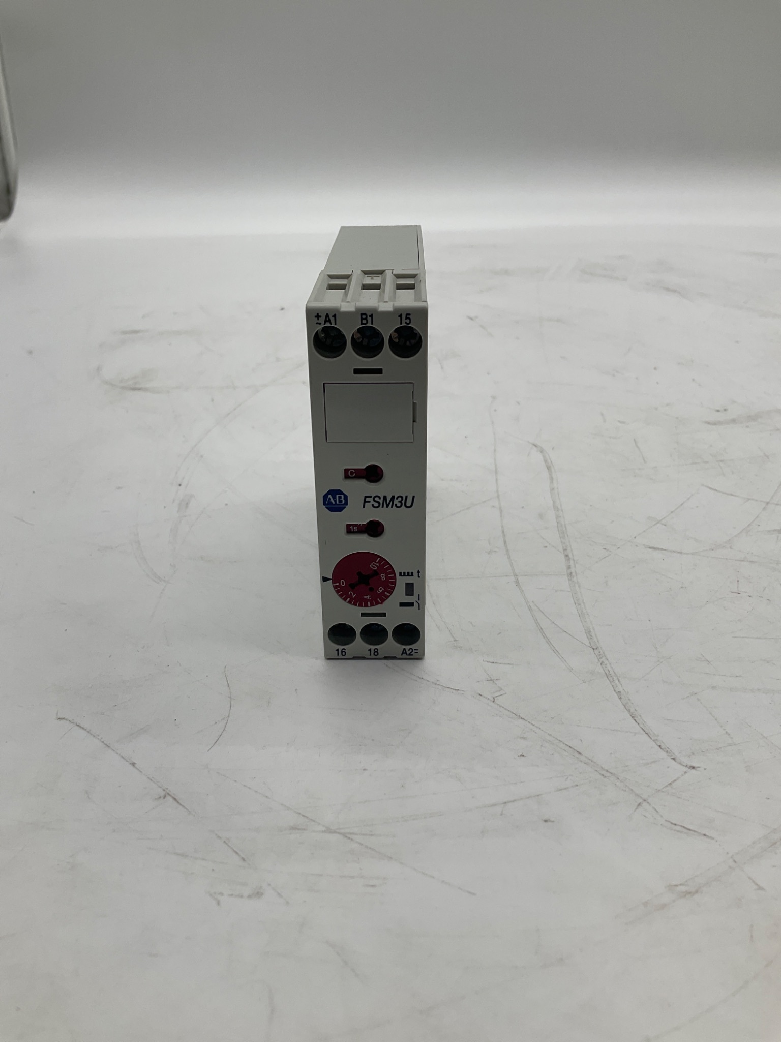 ALLEN-BRADLEY 700-FSM3UU23/B Multifunction Time Relay USED 0