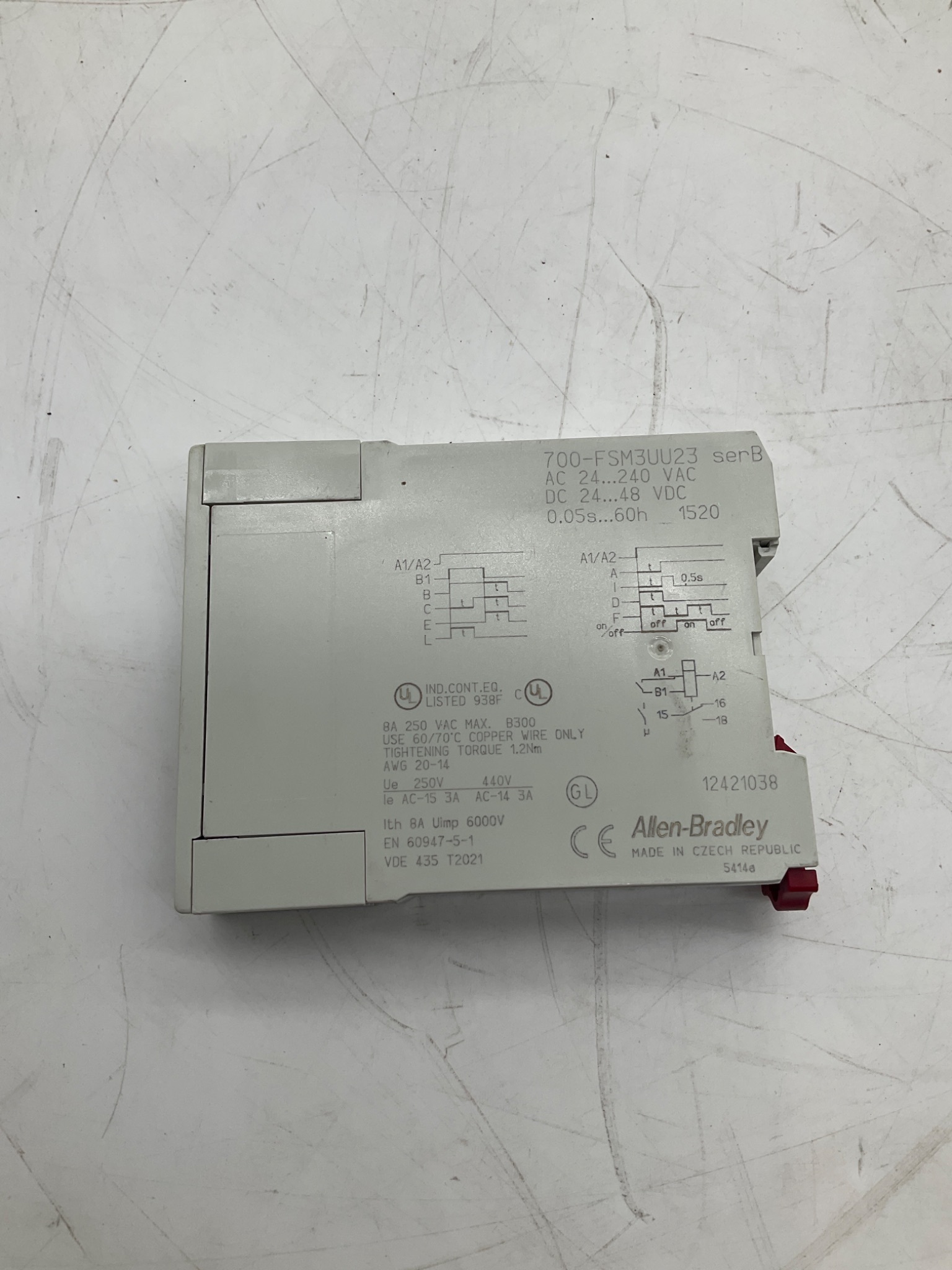 ALLEN-BRADLEY 700-FSM3UU23/B Multifunction Time Relay USED 1