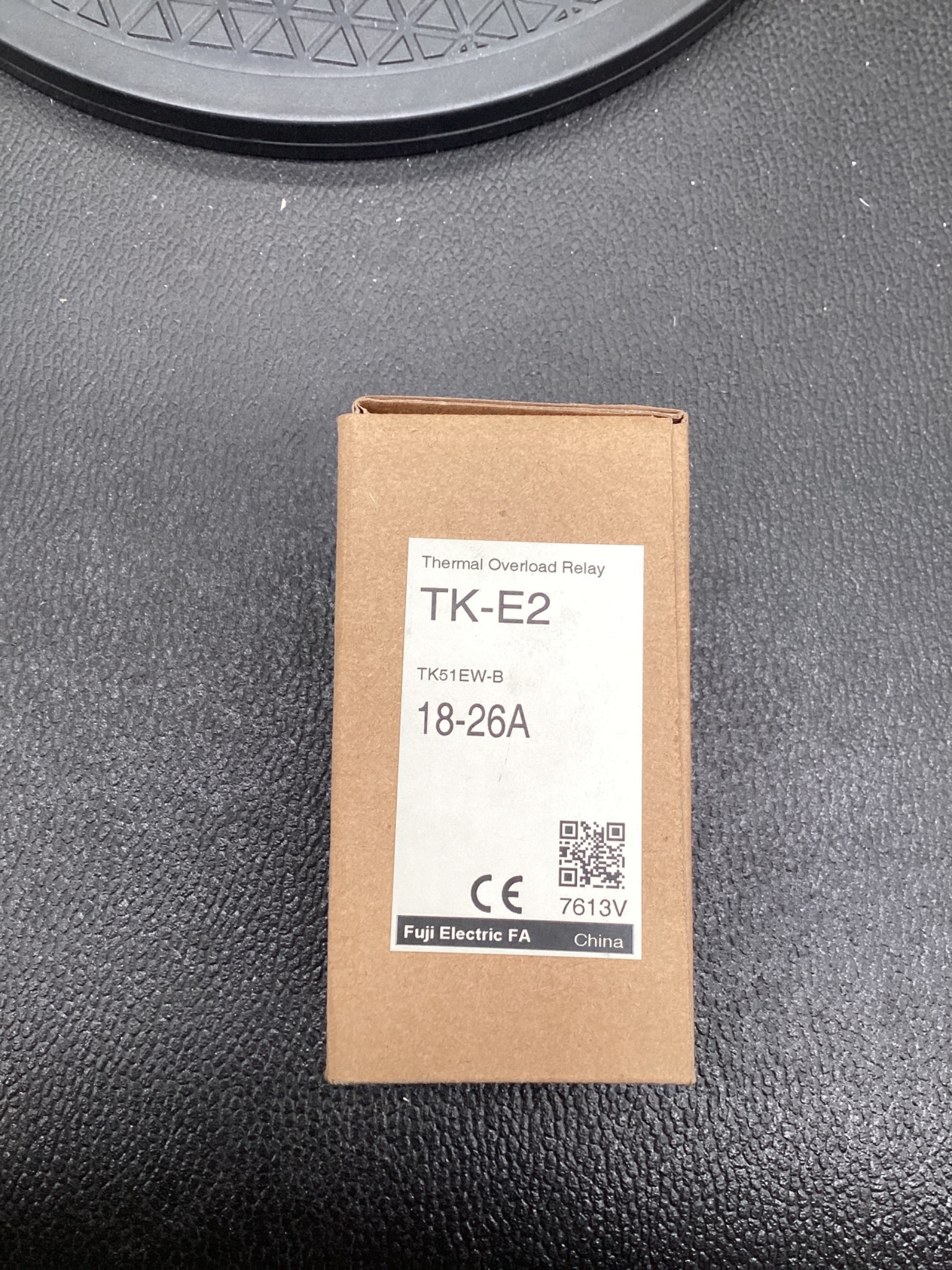 FUJI ELECTRIC TK-E2 Thermal Overload Relay 18-26A NEW 2