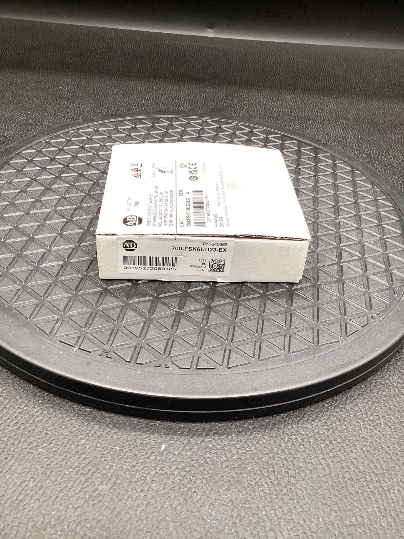 ALLEN-BRADLEY 700-FSK6UU23-EX Multifunction Time Relay NEW 0