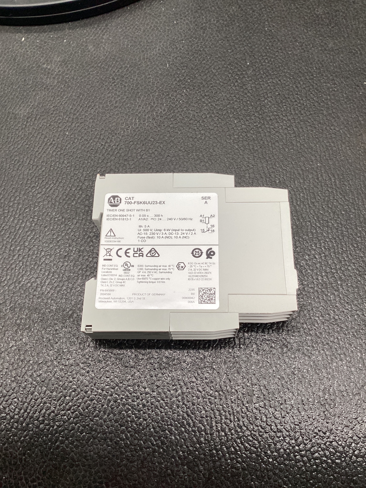 ALLEN-BRADLEY 700-FSK6UU23-EX Multifunction Time Relay NEW 2