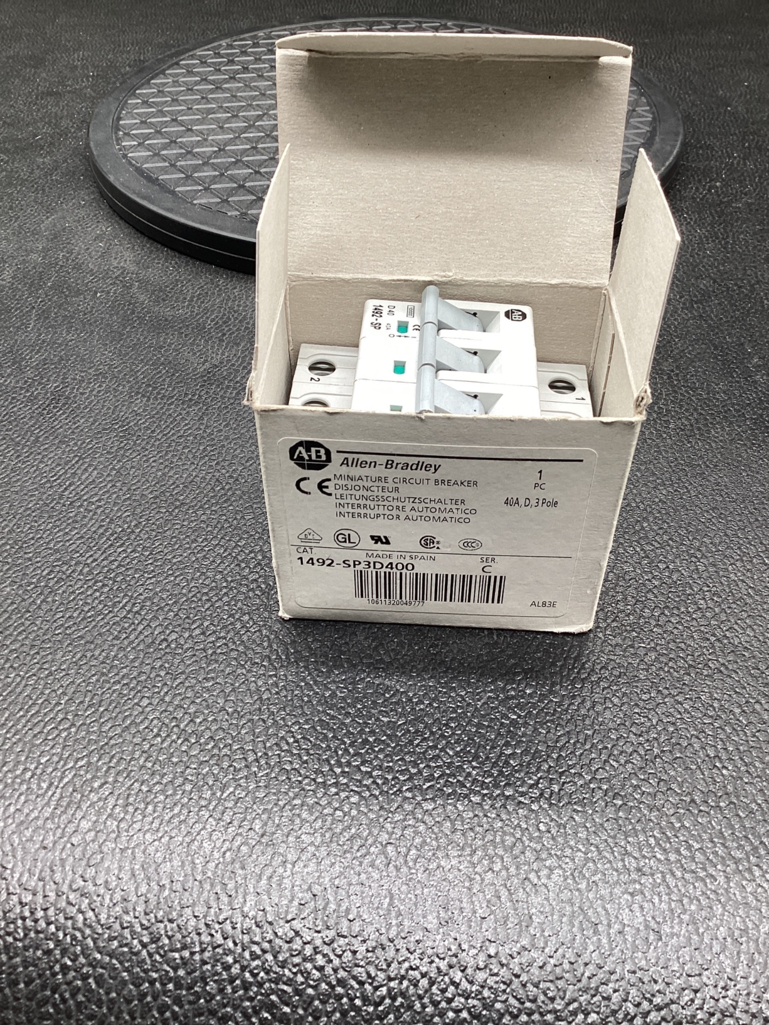 ALLEN-BRADLEY 1492-SP3D400 Miniature Circuit Breaker 40A 3 Pole NEW 4