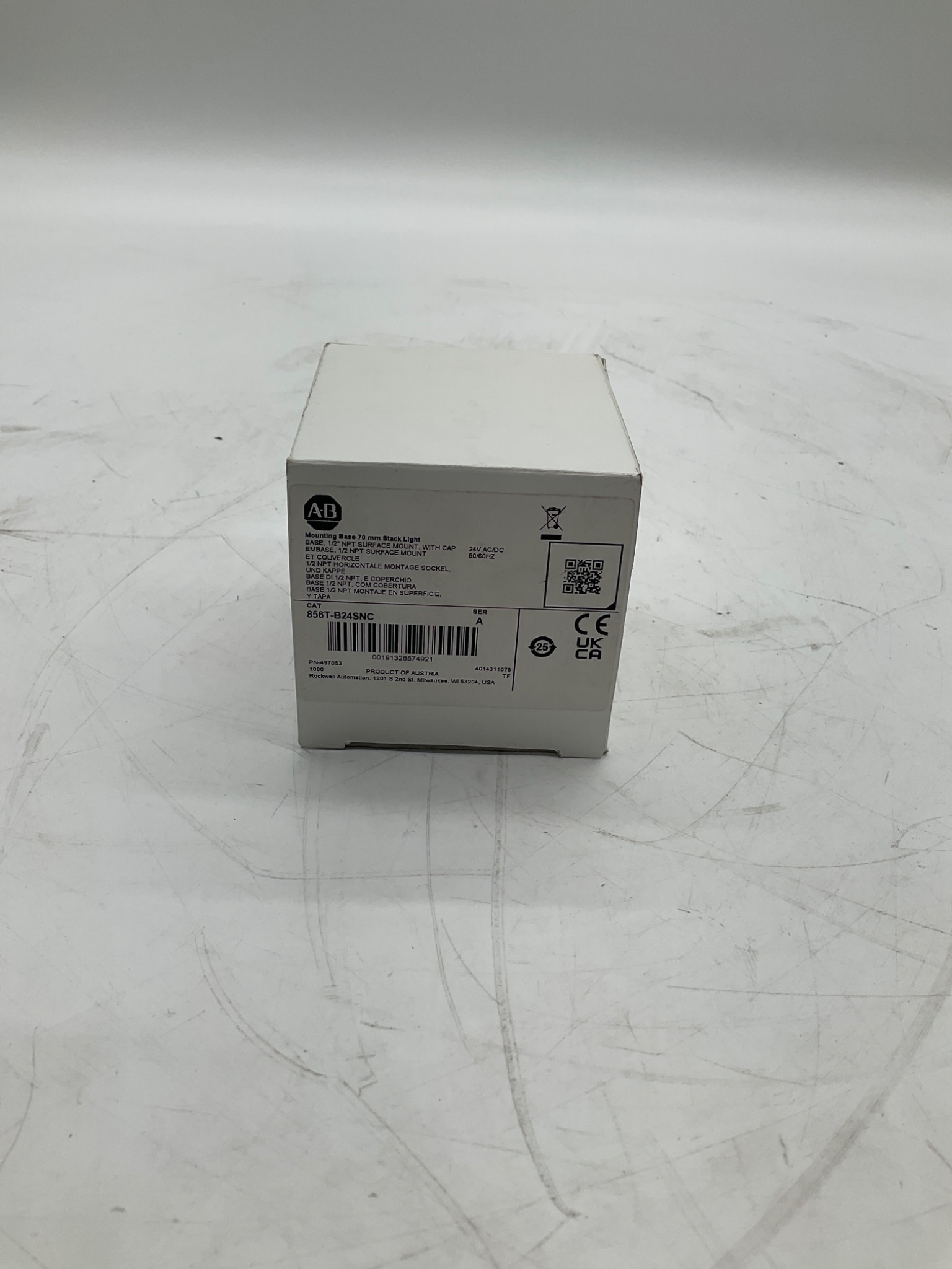 ALLEN-BRADLEY 856T-B24SNC 70mm Stack Light Mounting Base NEW 0