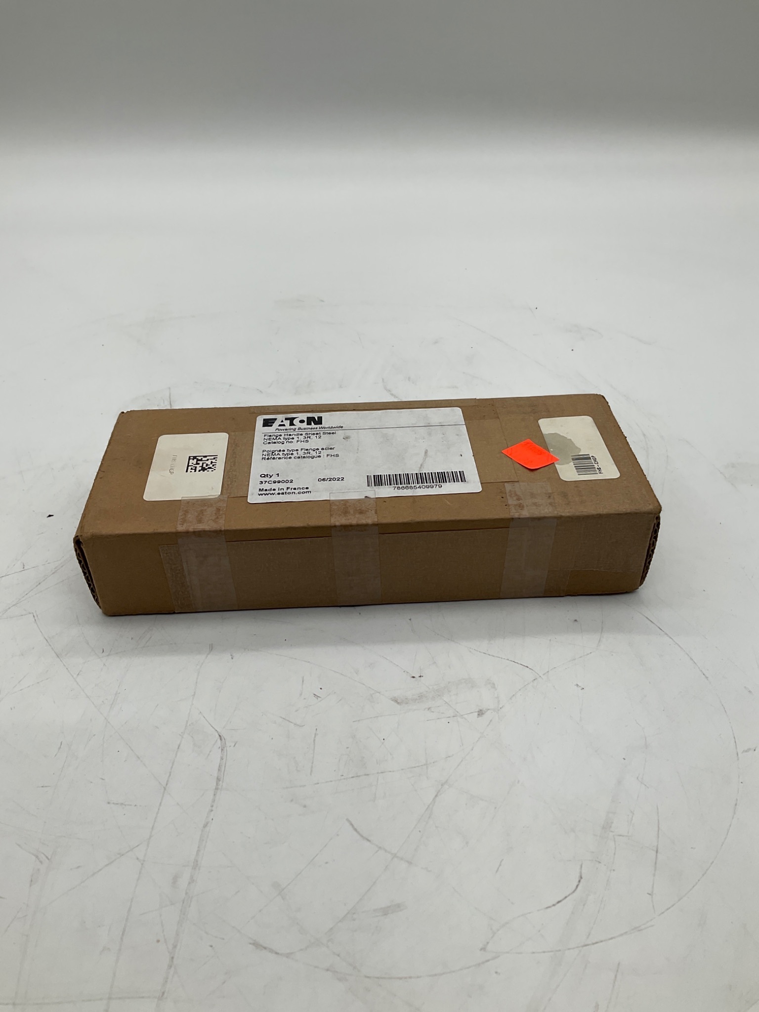 EATON 37C99002 FHS Flange Handle NEW 1