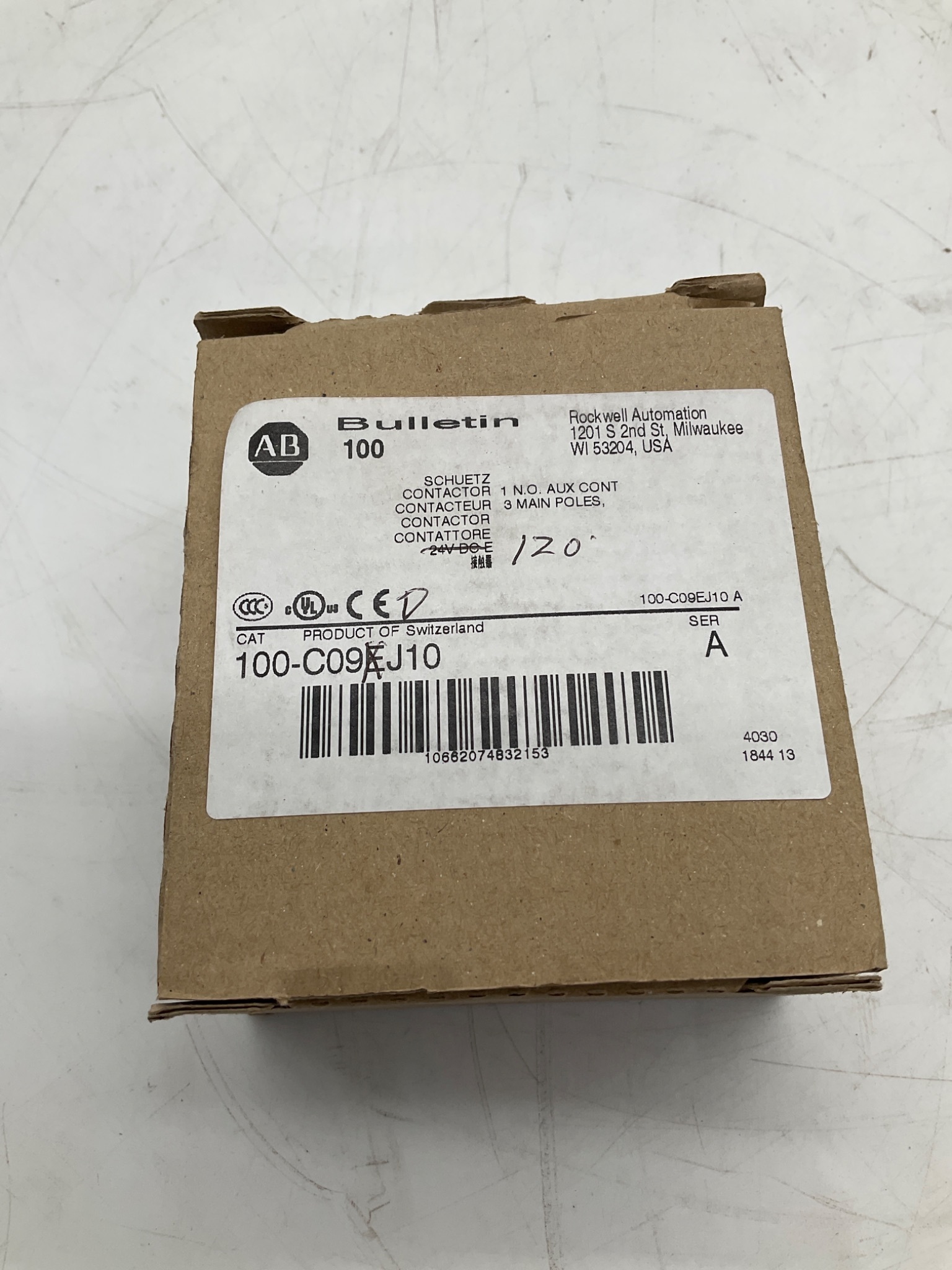 ALLEN-BRADLEY 100-C09DJ10 IEC Contactor 24VAC 50/60Hz NEW 1
