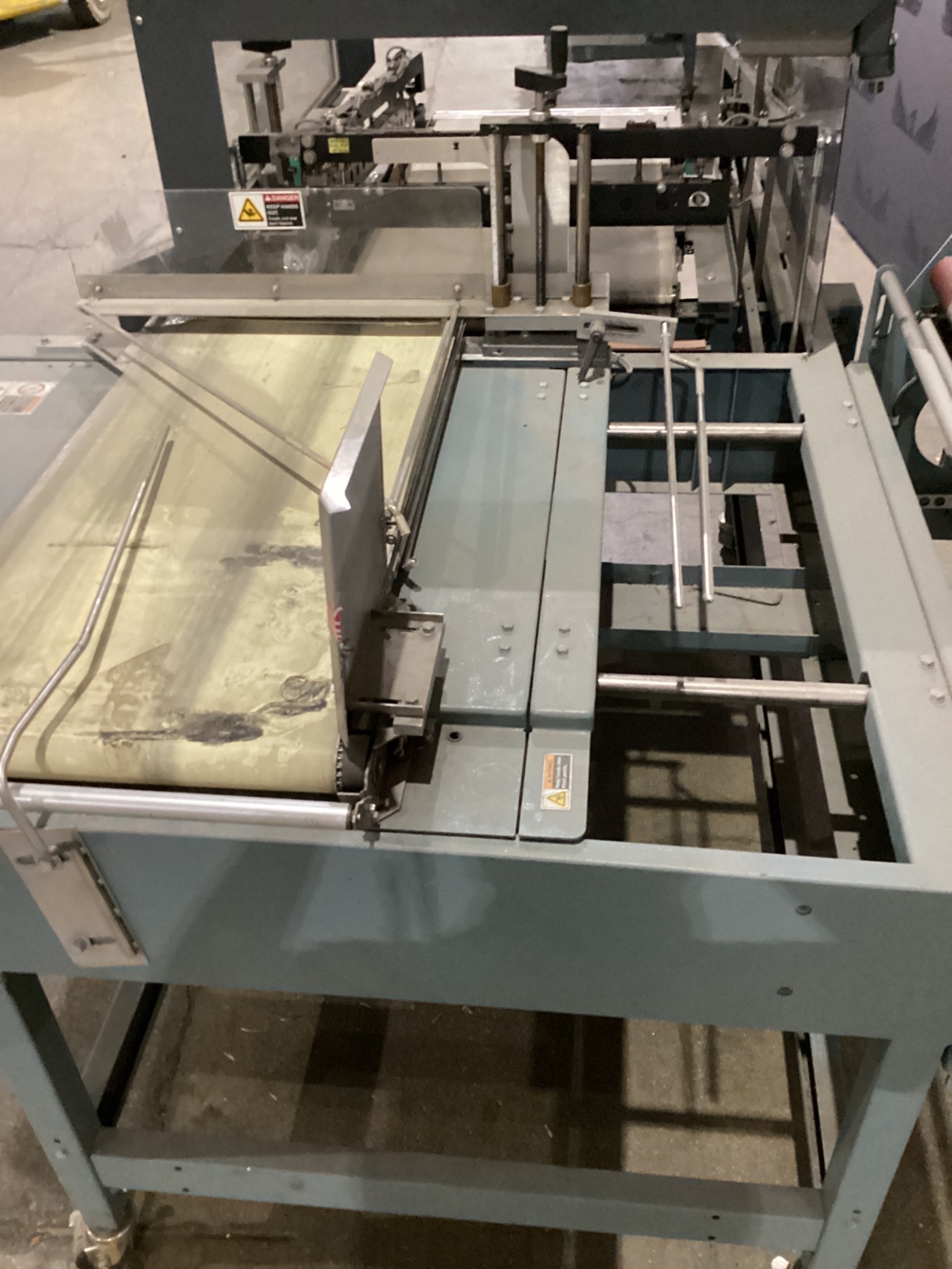 SEALED AIR A27A Automatic L-Bar Heat Sealer USED 4