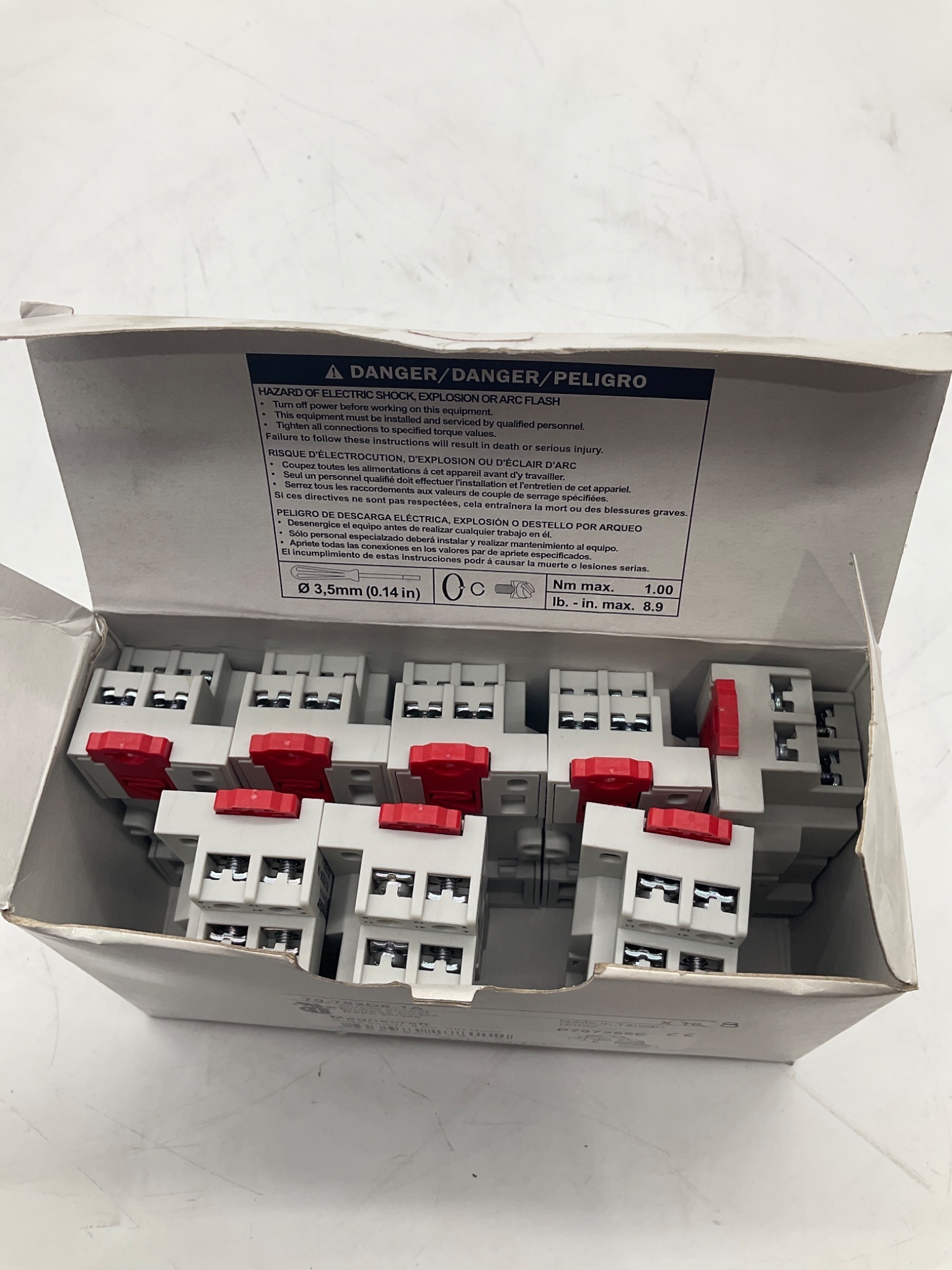 Schneider Electric 70-782D8-1A Magnecraft 8-Pin Relay Socket (Lot of 8) NEW 2