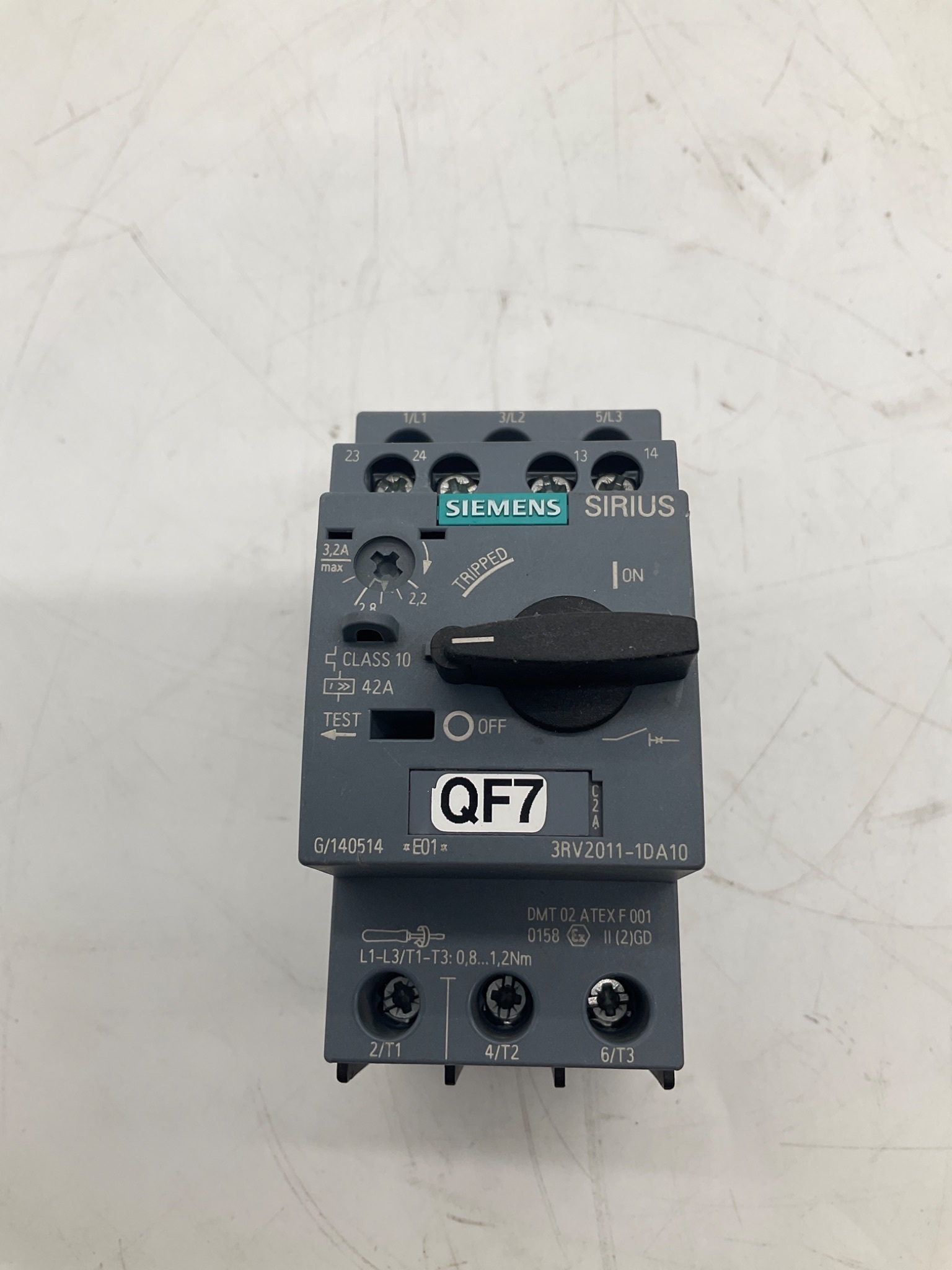 Siemens 3RV2011-1DA10 SIRIUS Motor Protection Circuit Breaker USED 1