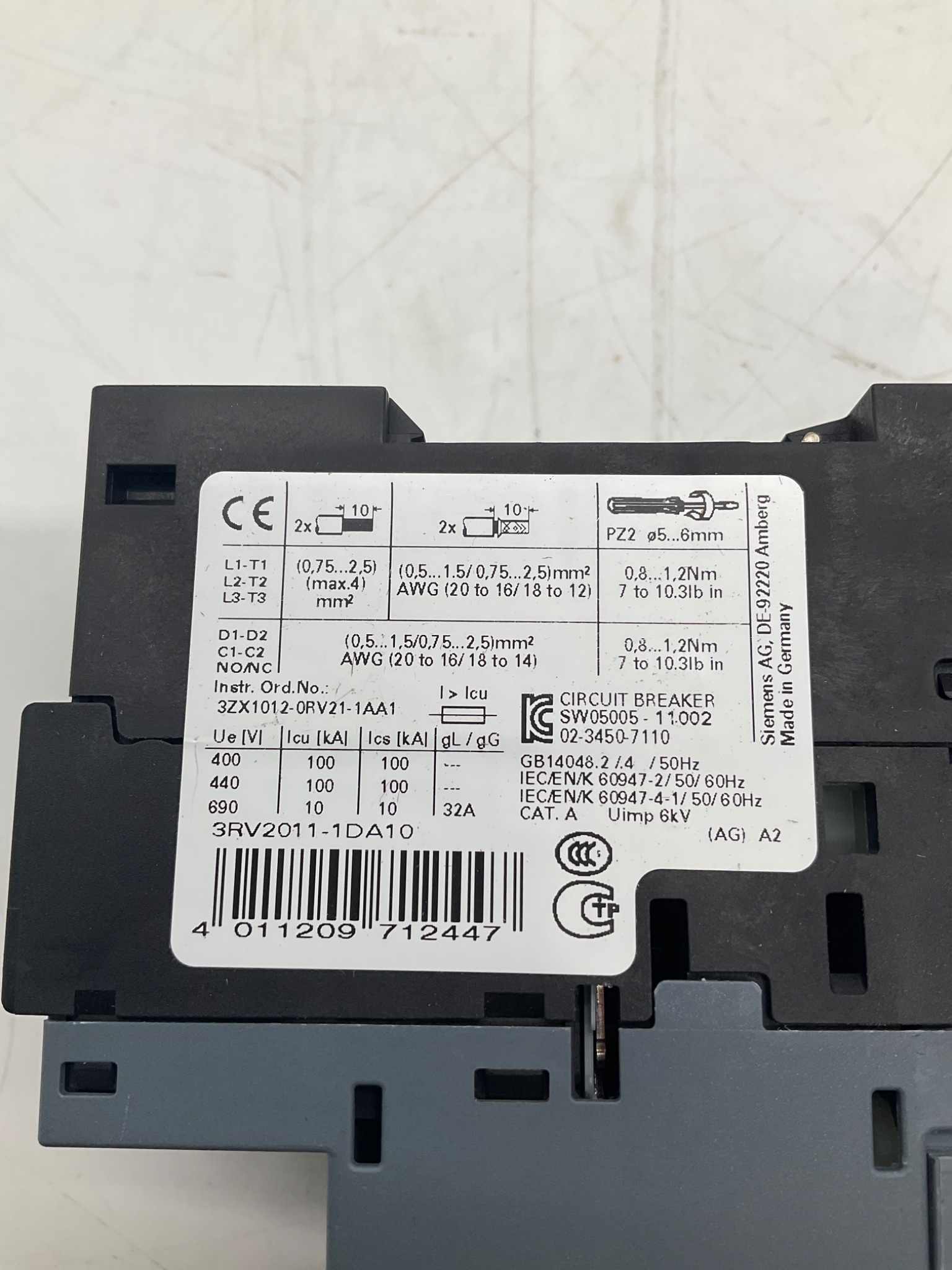 Siemens 3RV2011-1DA10 SIRIUS Motor Protection Circuit Breaker USED 3