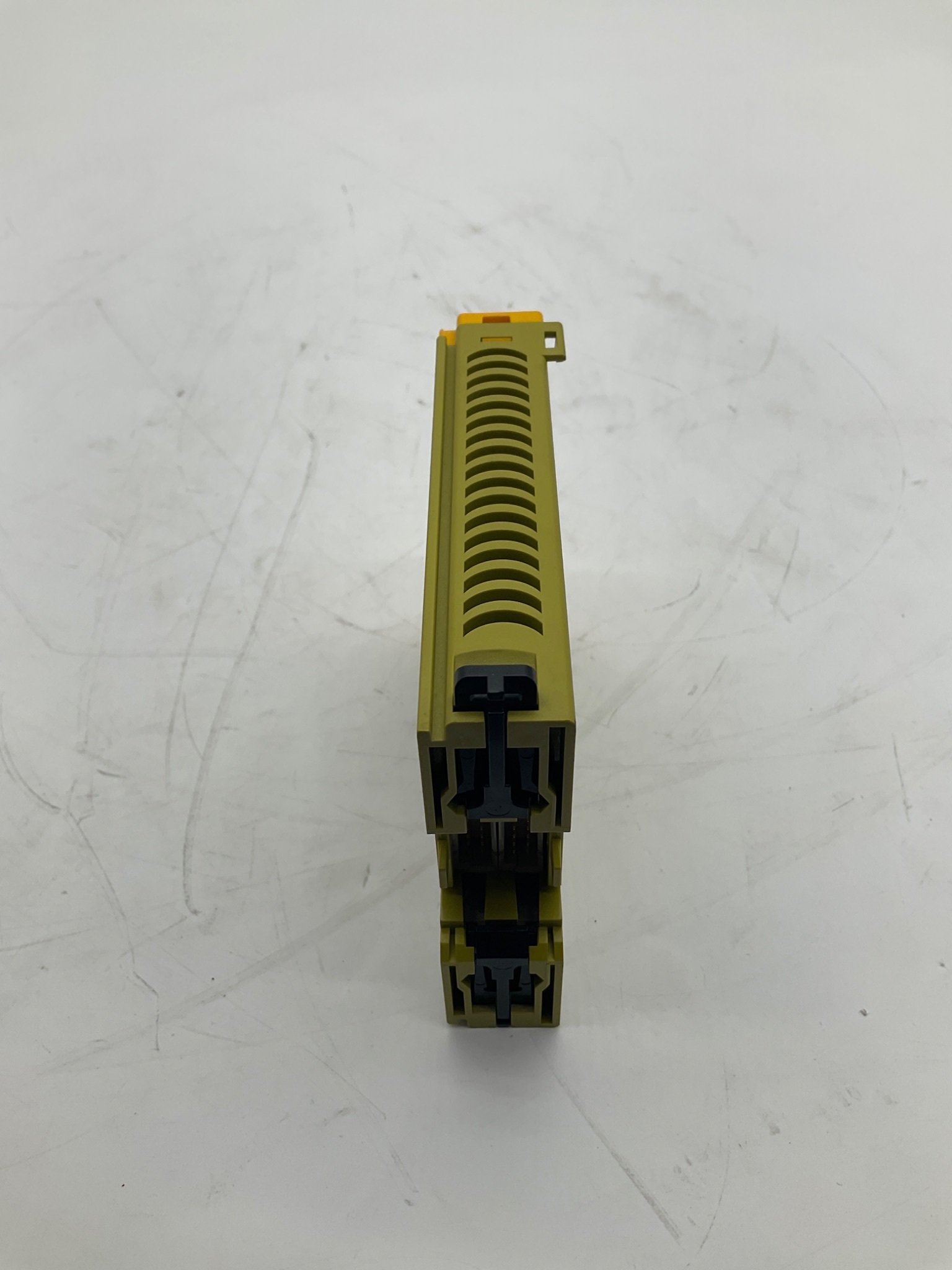 Pilz PNOZ mo4p 773536 Safety Expansion Module USED 1