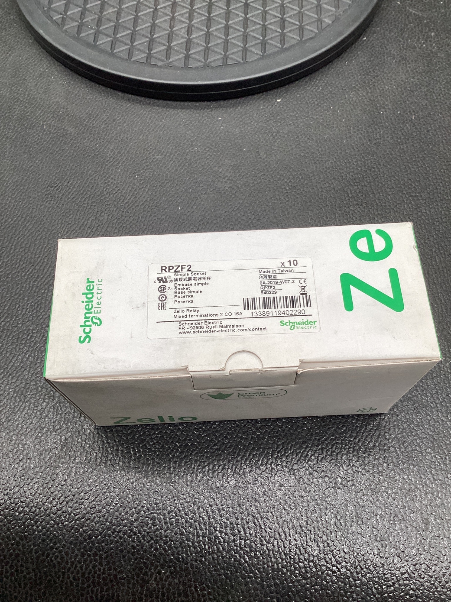 Schneider Electric RPZF2 Relay Socket (Lot of 10) NEW 2