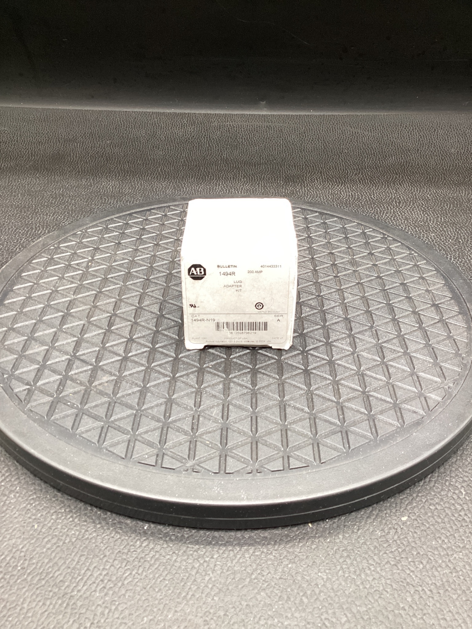 Allen-Bradley 1494R-N19 Lug Adapter Kit NEW 1