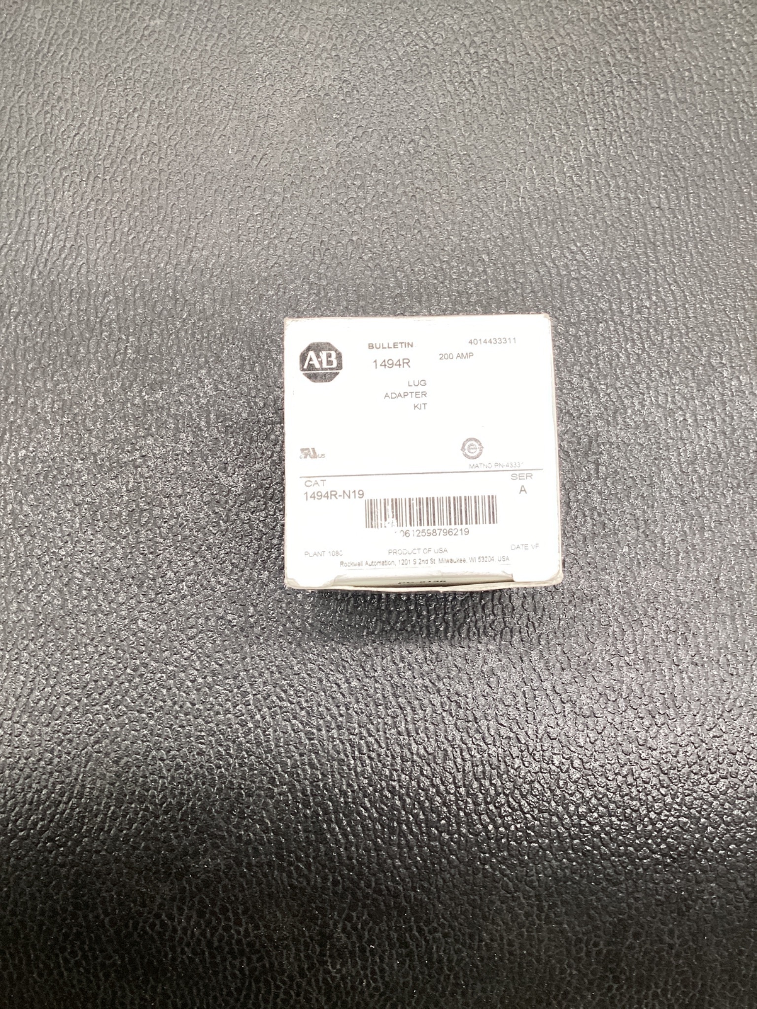 Allen-Bradley 1494R-N19 Lug Adapter Kit NEW 2