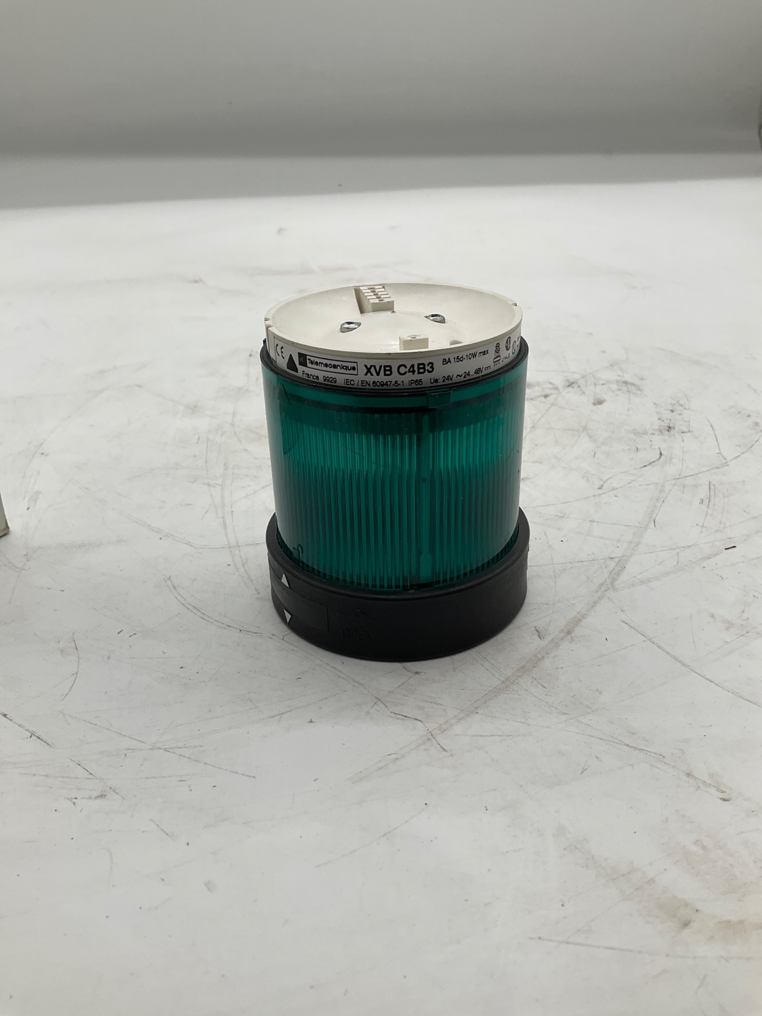 SCHNEIDER ELECTRIC Harmony XVB C33 Green Stack Light NEW 3