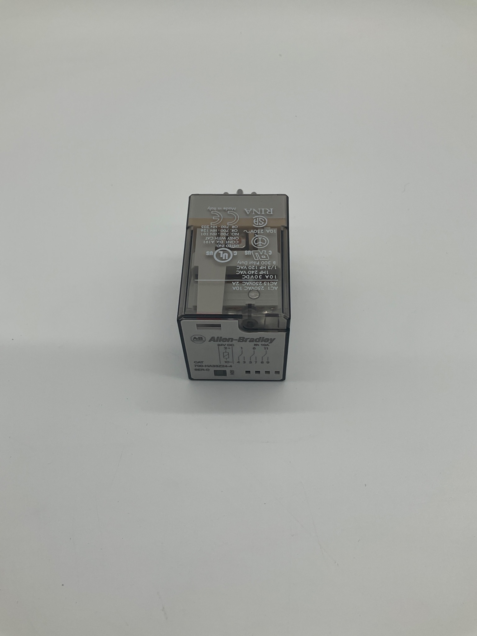 Allen-Bradley 700-HA33Z24-4 General Purpose Relay NEW 0