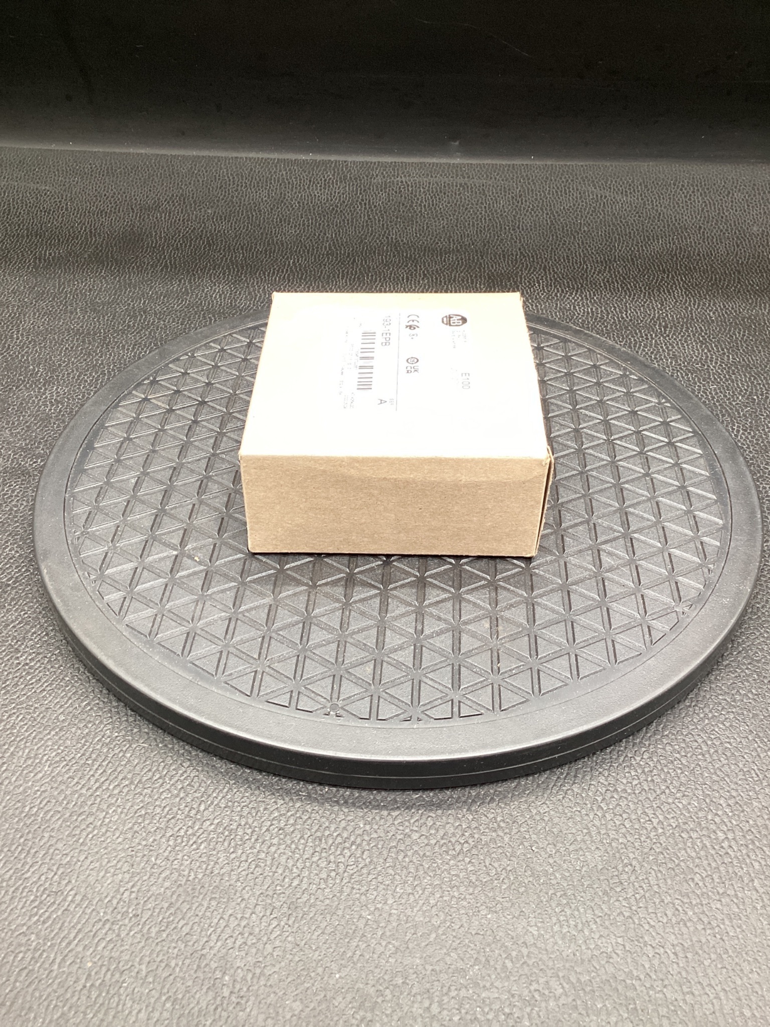 Allen-Bradley 193-1EPB E100 DIN Rail Panel Adapter NEW 2
