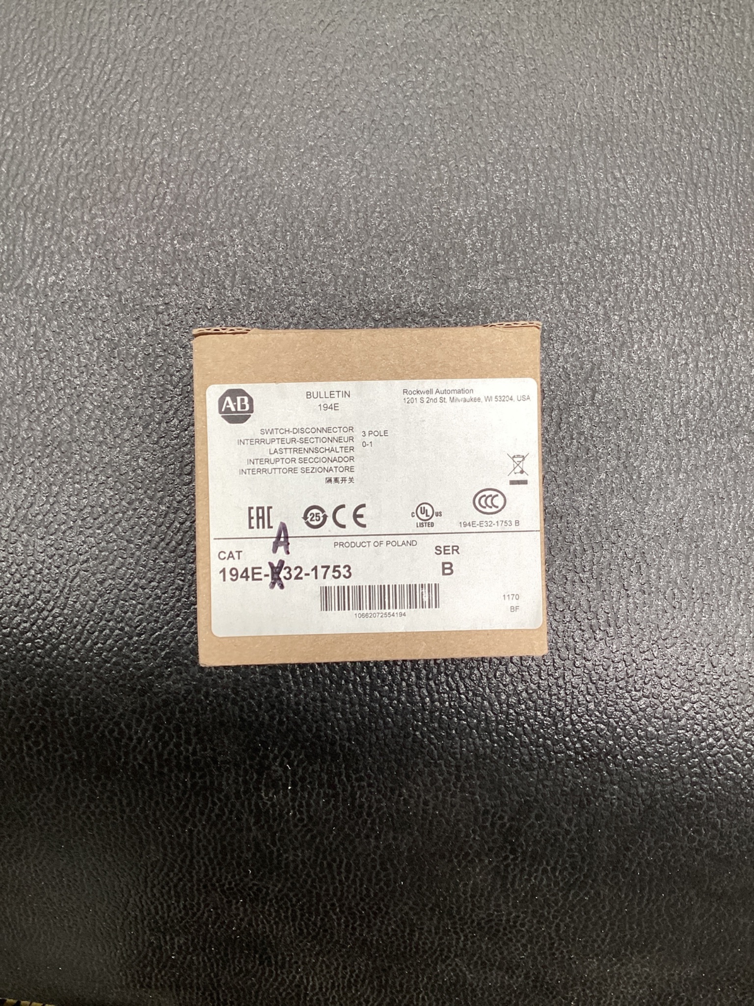 Allen-Bradley 194E-A32-1753 Switch Disconnector NEW 2